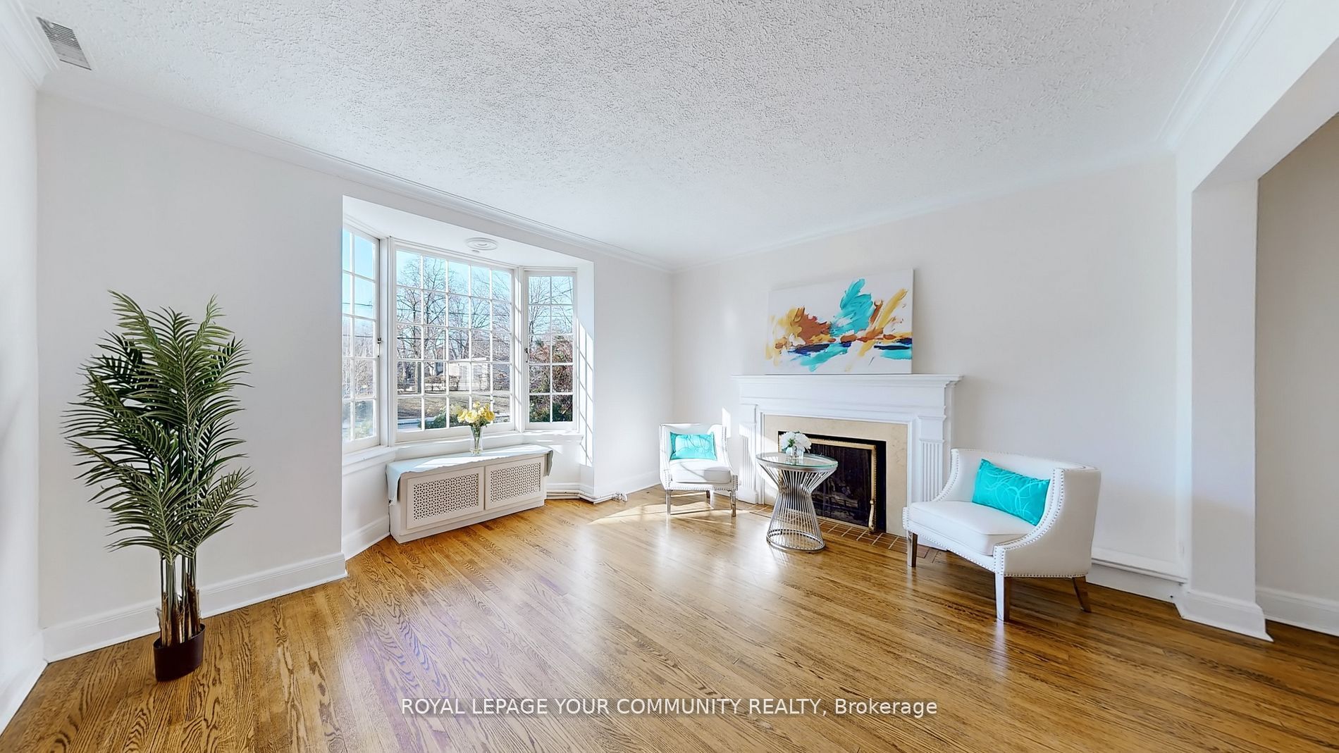 19 Strathgowan Crescent Property Photo 2