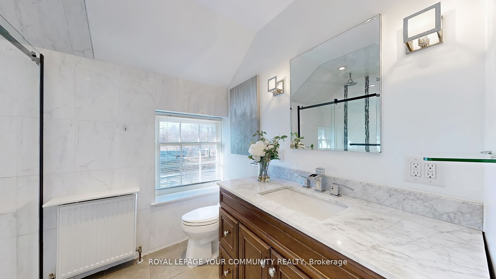 19 Strathgowan Crescent Property Photo 22