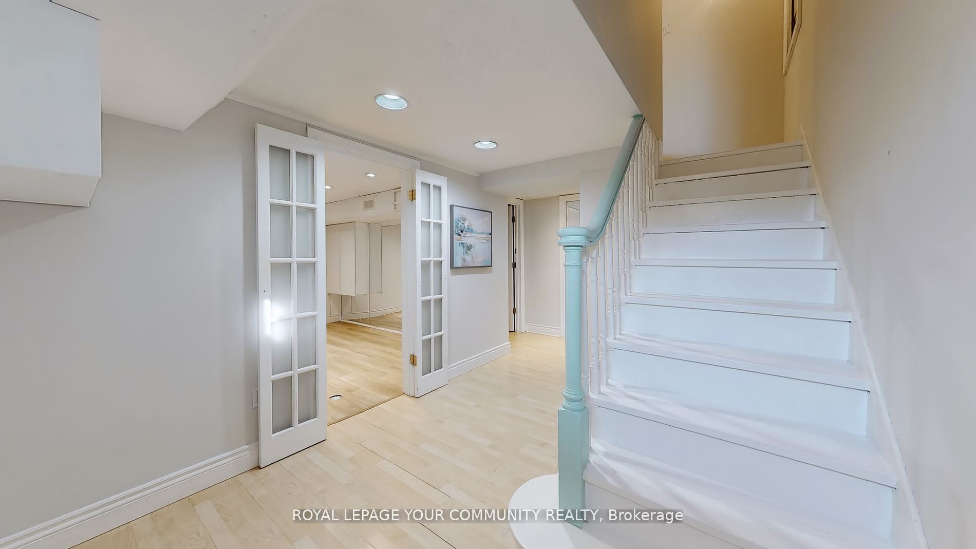 19 Strathgowan Crescent Property Photo 24