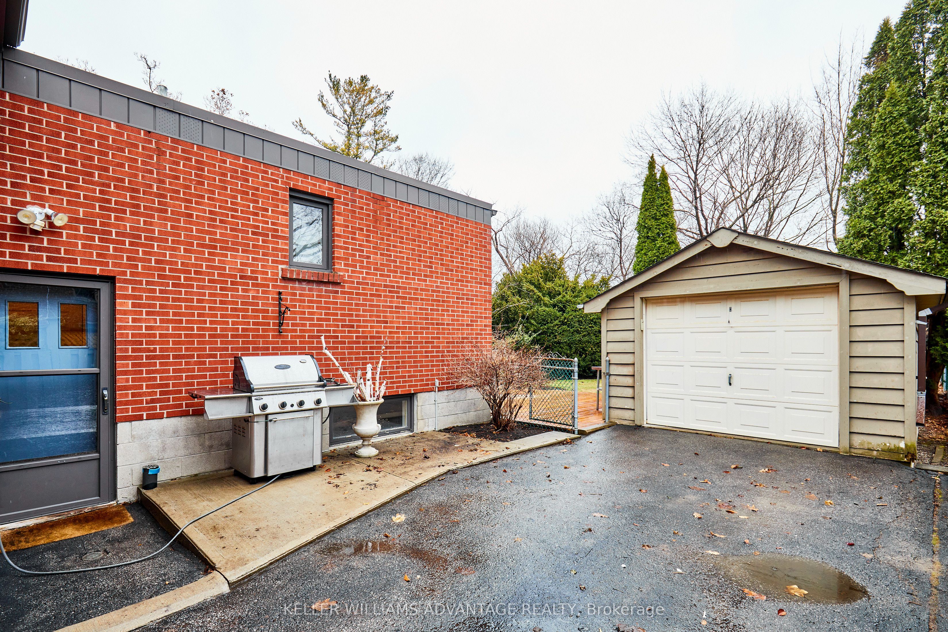 115 Leacrest Road Property Photo 33