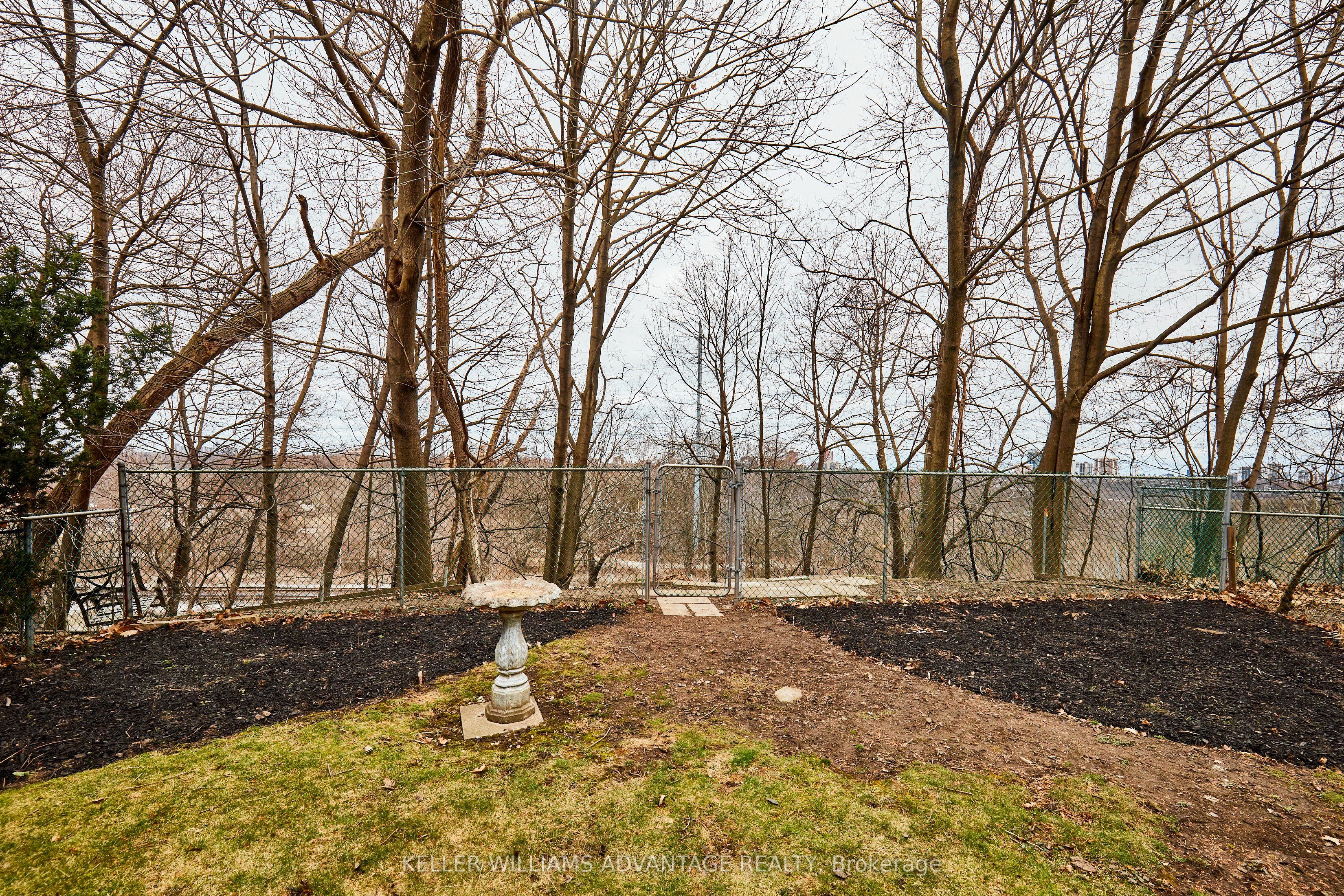 115 Leacrest Road Property Photo 37