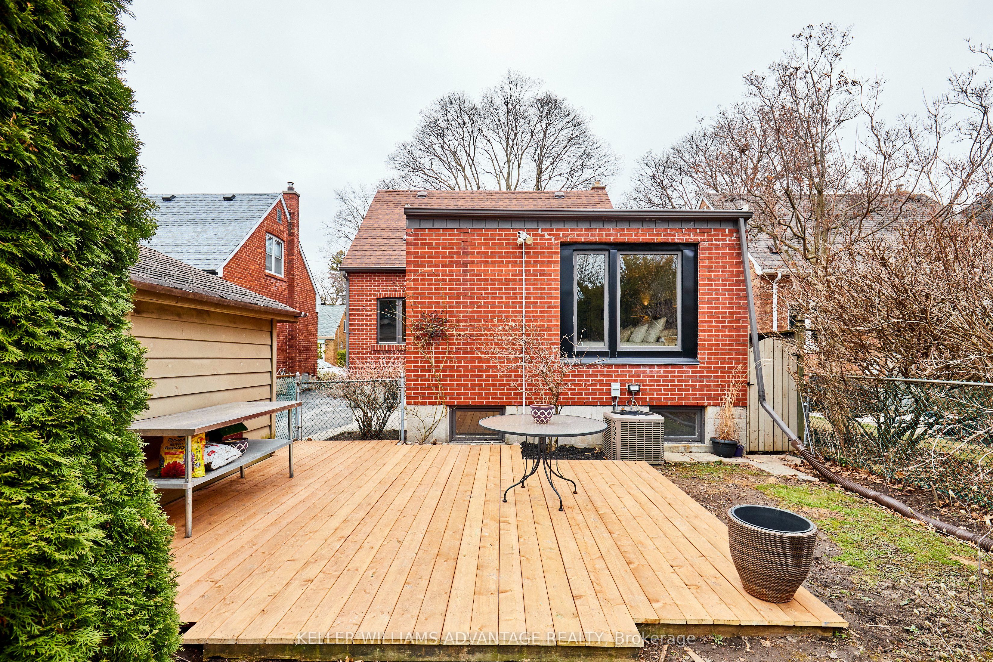 115 Leacrest Road Property Photo 40