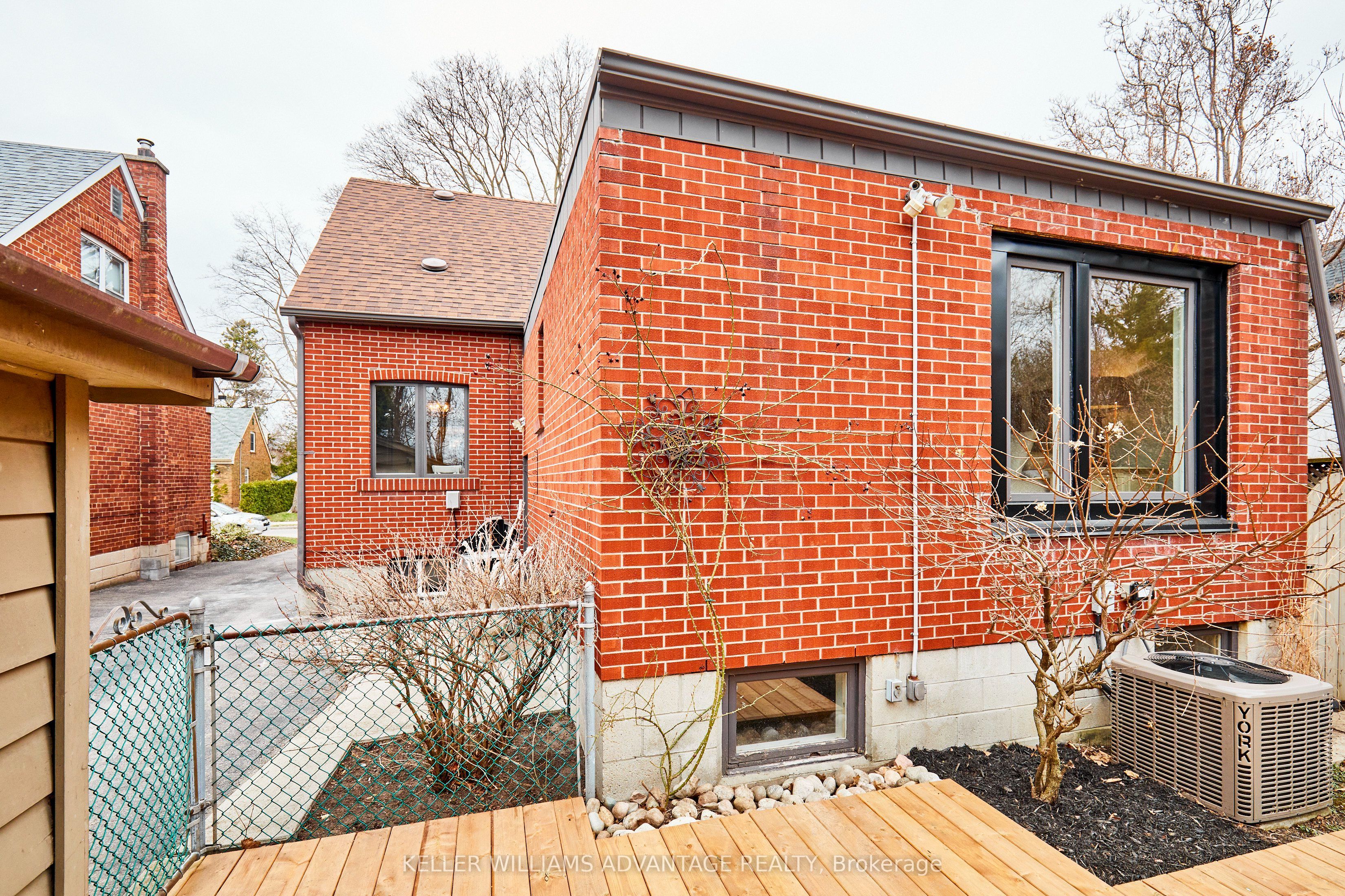 115 Leacrest Road Property Photo 41