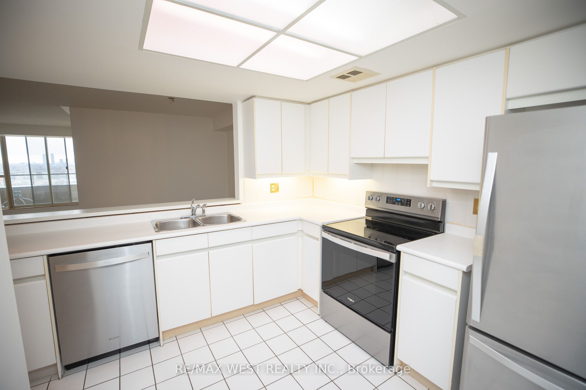 10 Torresdale Avenue 1701 Property Photo 12