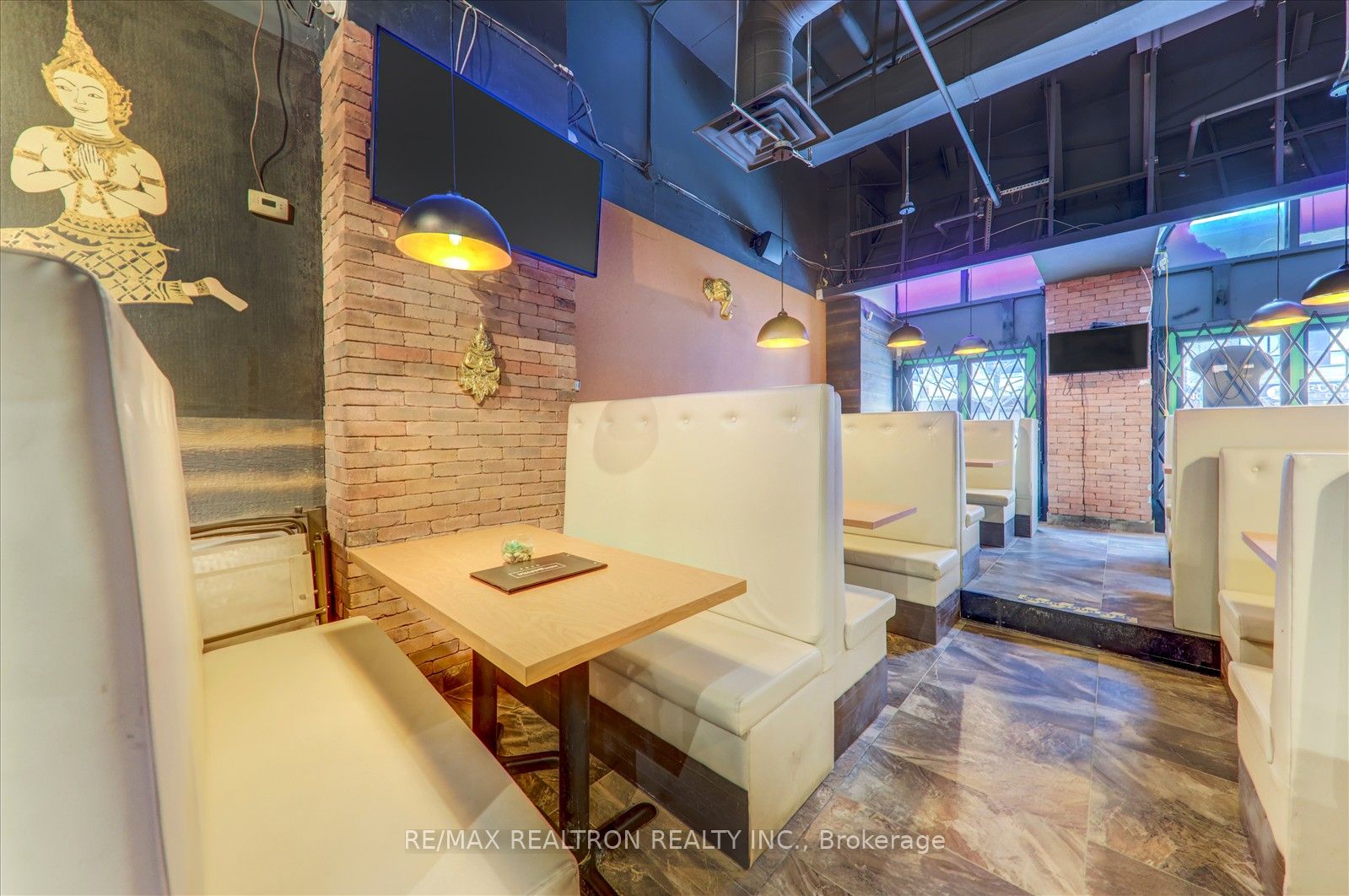 791 King Street Property Photo 11
