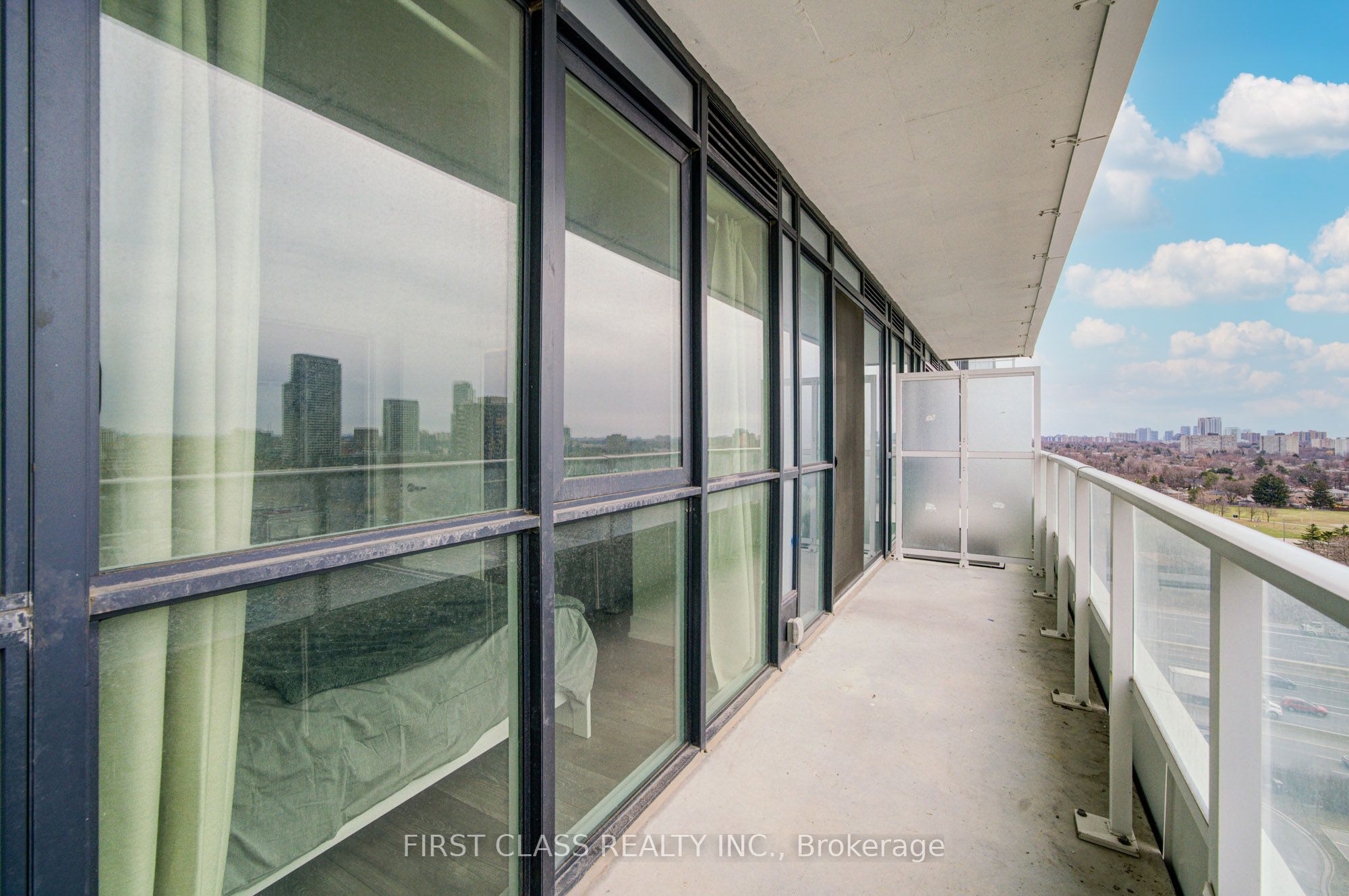 180 Fairview Mall Drive 1601 Property Photo 22