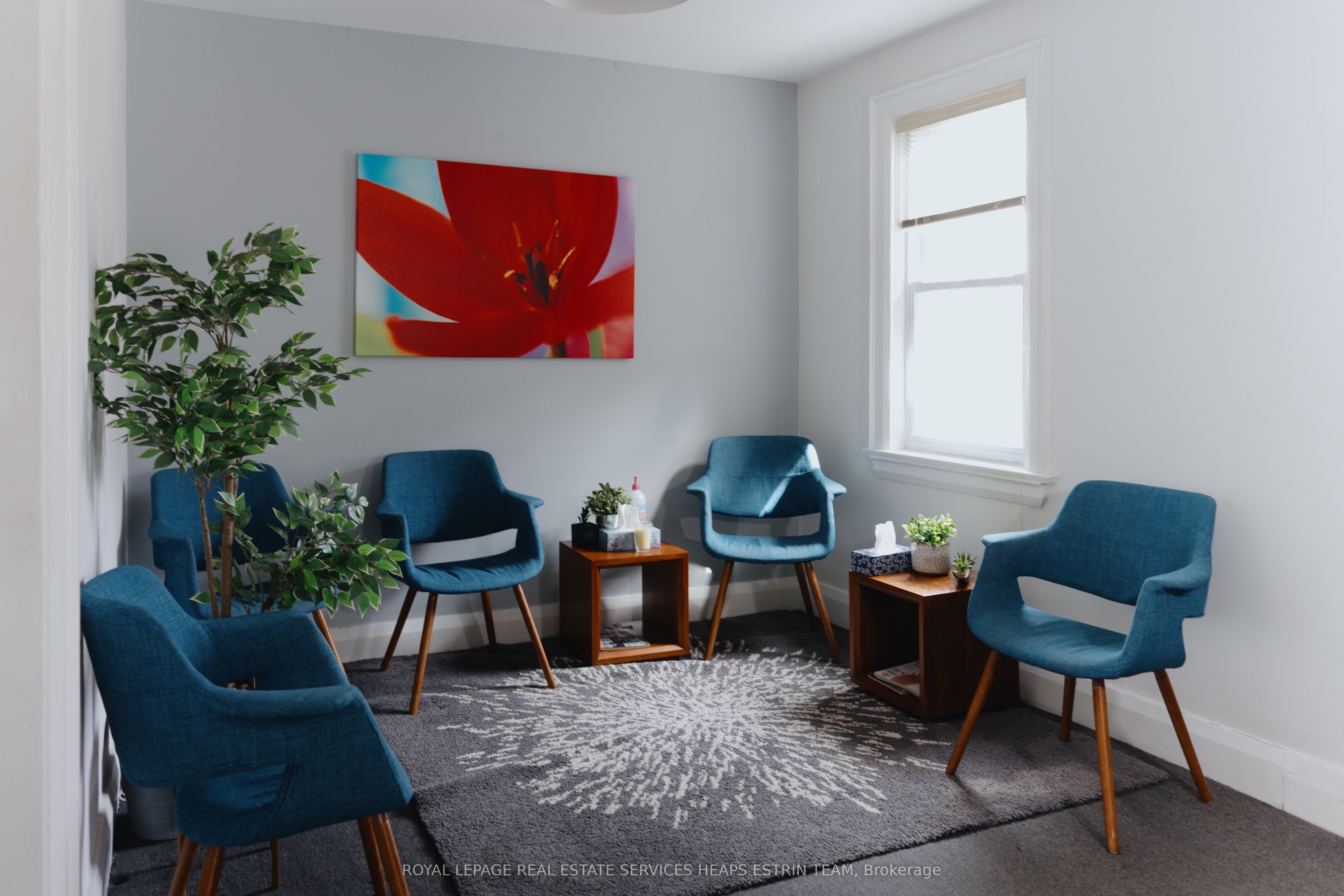#unit 201 - 1395 Bayview Avenue Property Photo 6