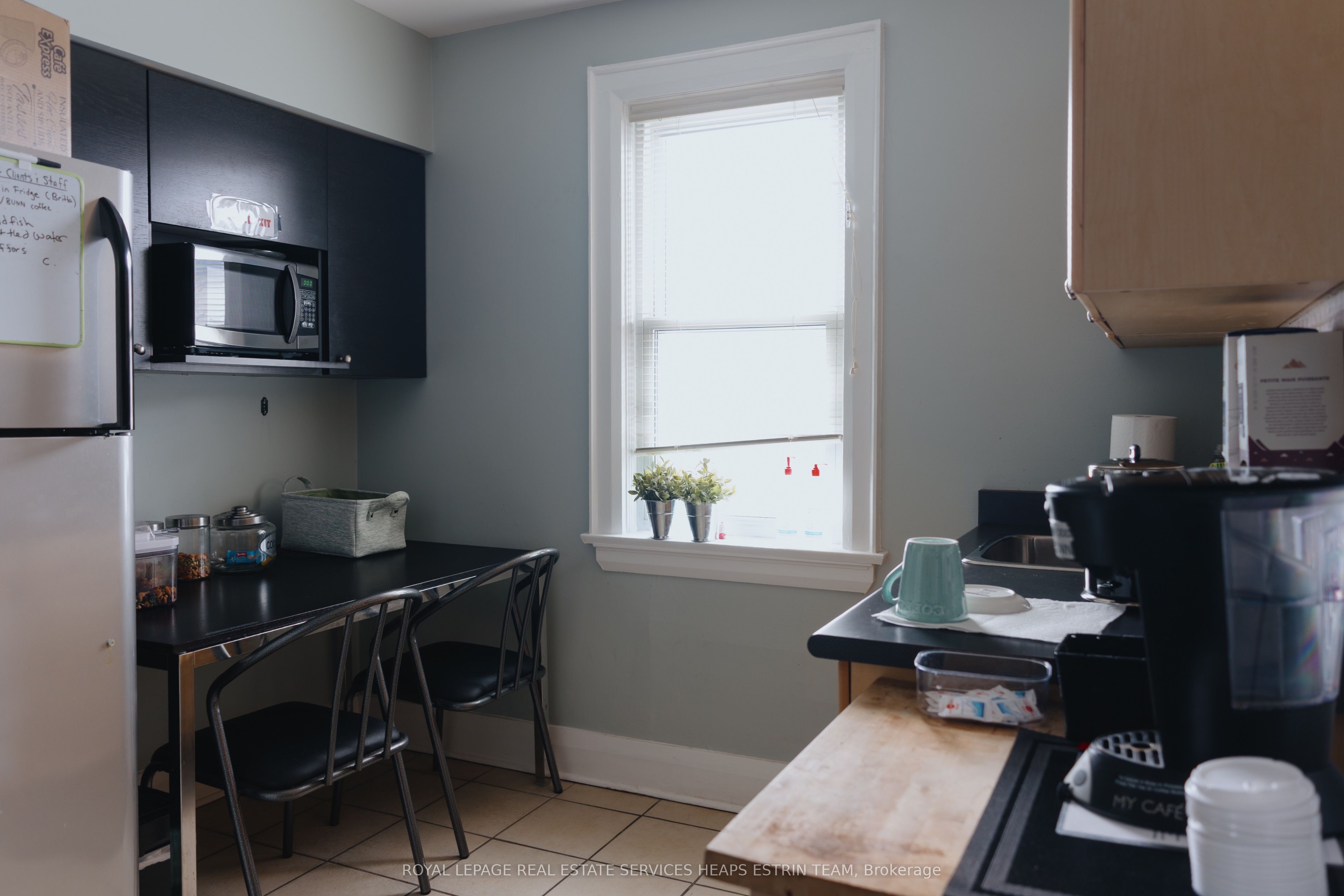 #unit 201 - 1395 Bayview Avenue Property Photo 7