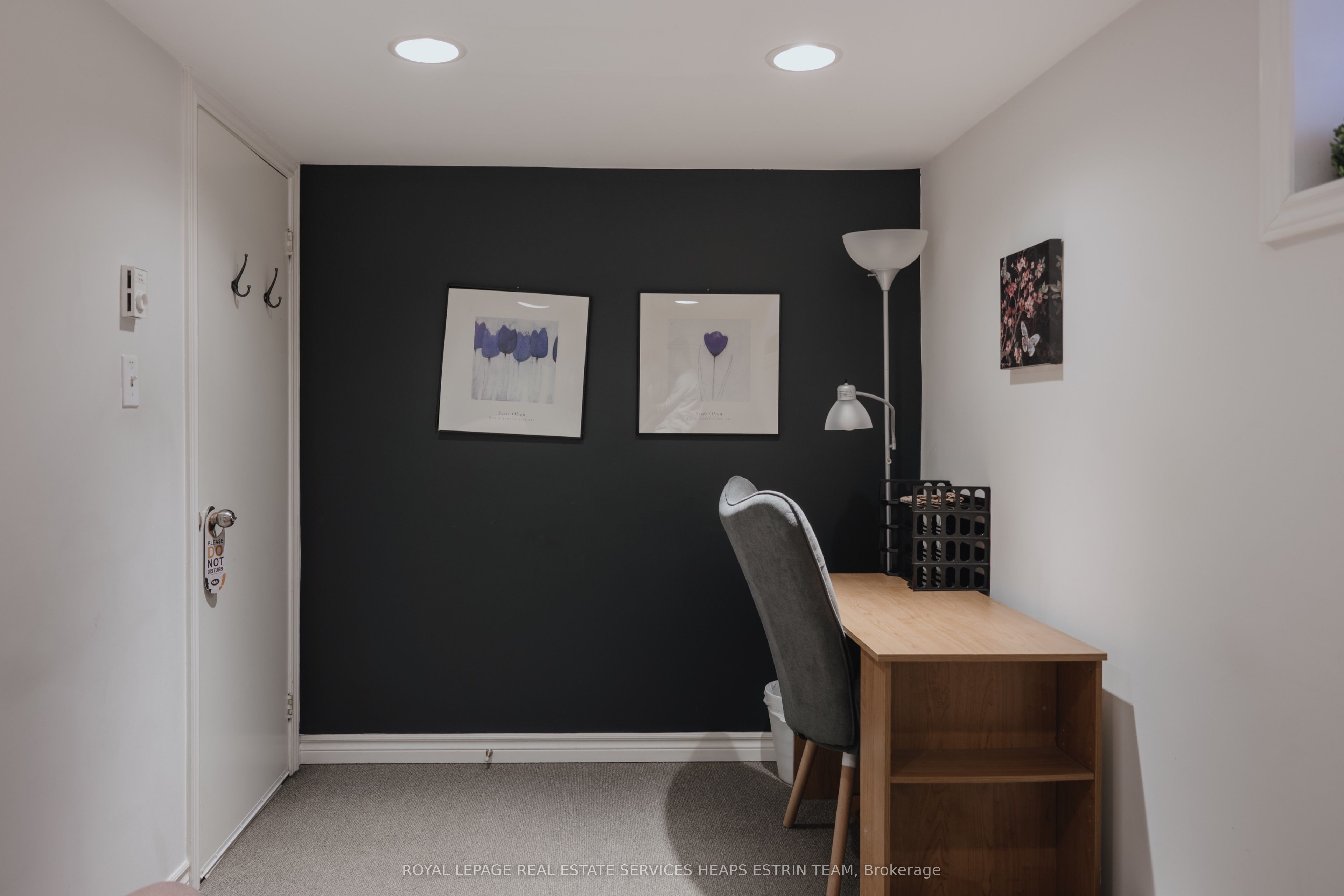 #ll2 - 1395 Bayview Avenue Property Photo 2