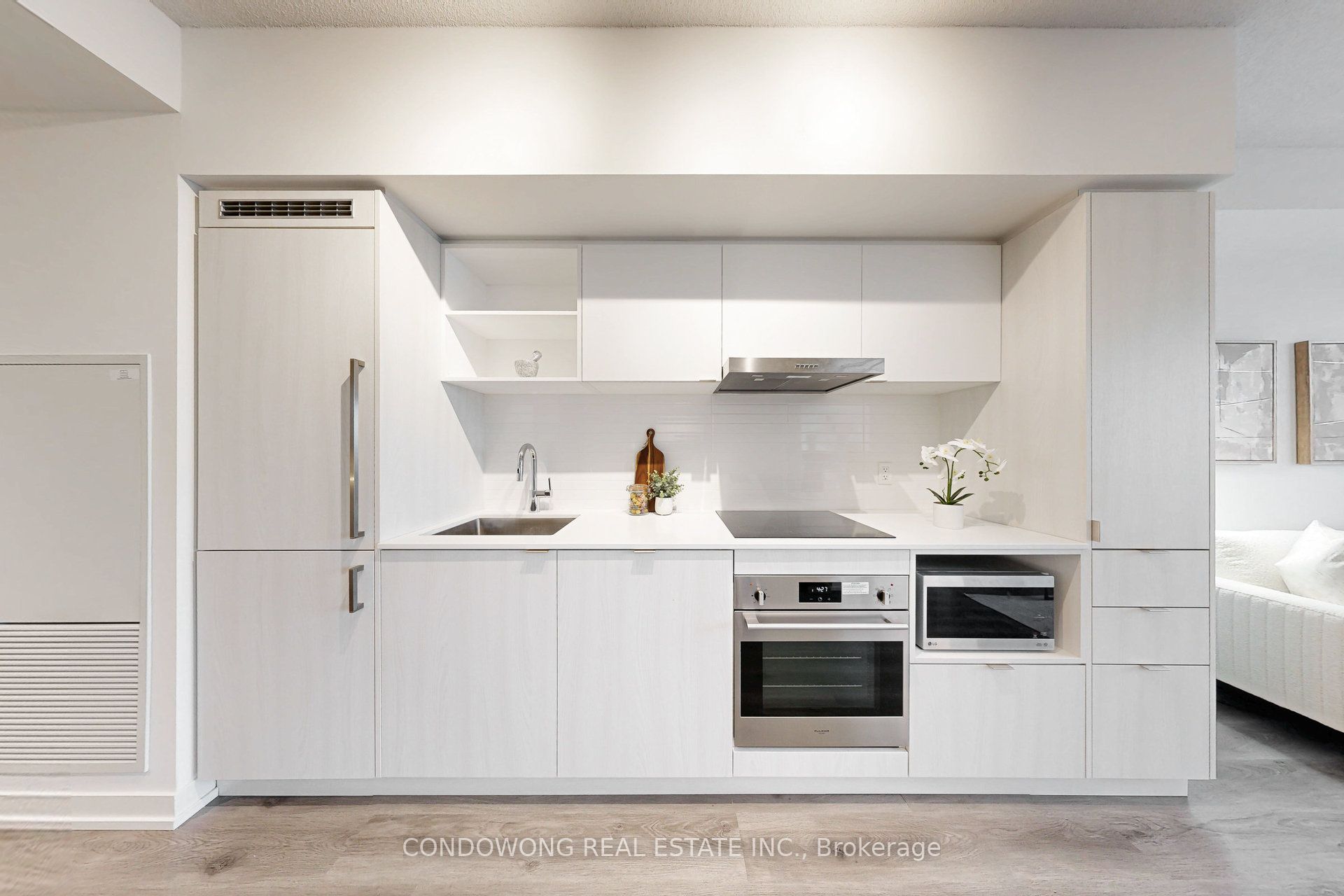 #2101 - 138 Downes Street Property Photo 2