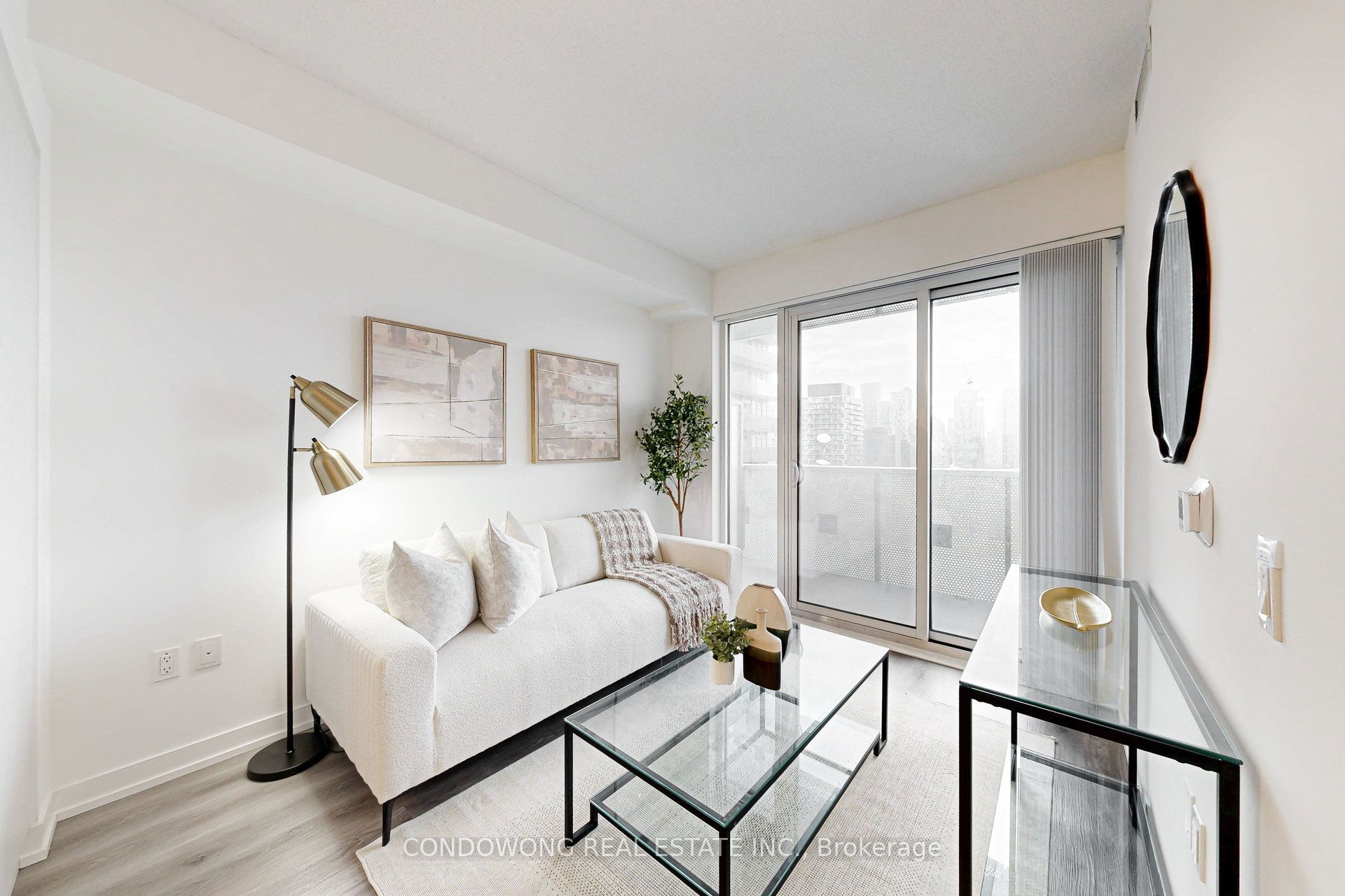 #2101 - 138 Downes Street Property Photo 4