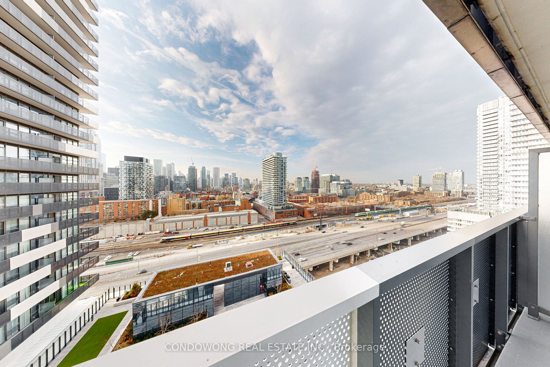 #2101 - 138 Downes Street Property Photo 15