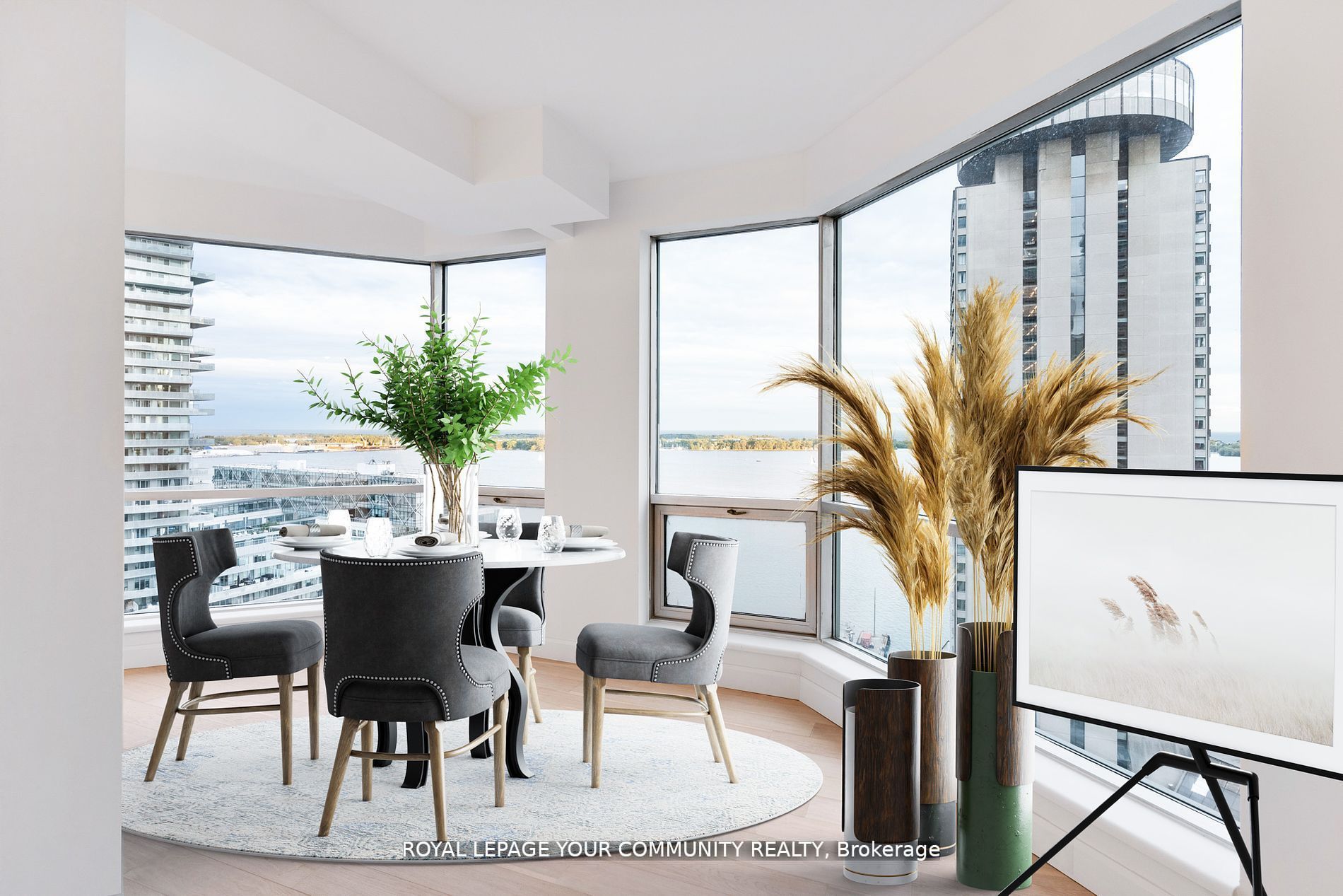 #2402 - 10 Queens Quay Property Photo 9