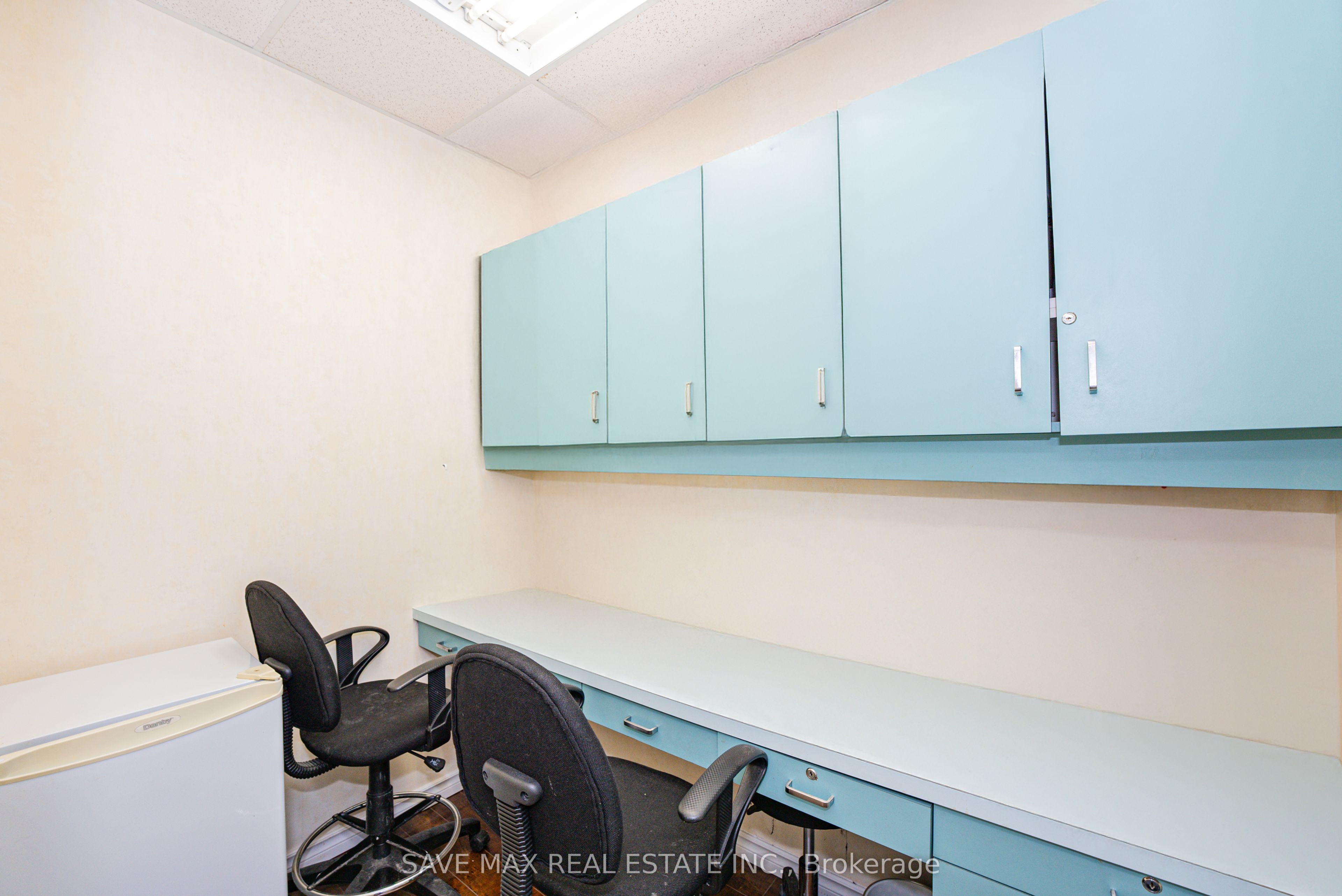 190 Wilson Avenue Property Photo 25