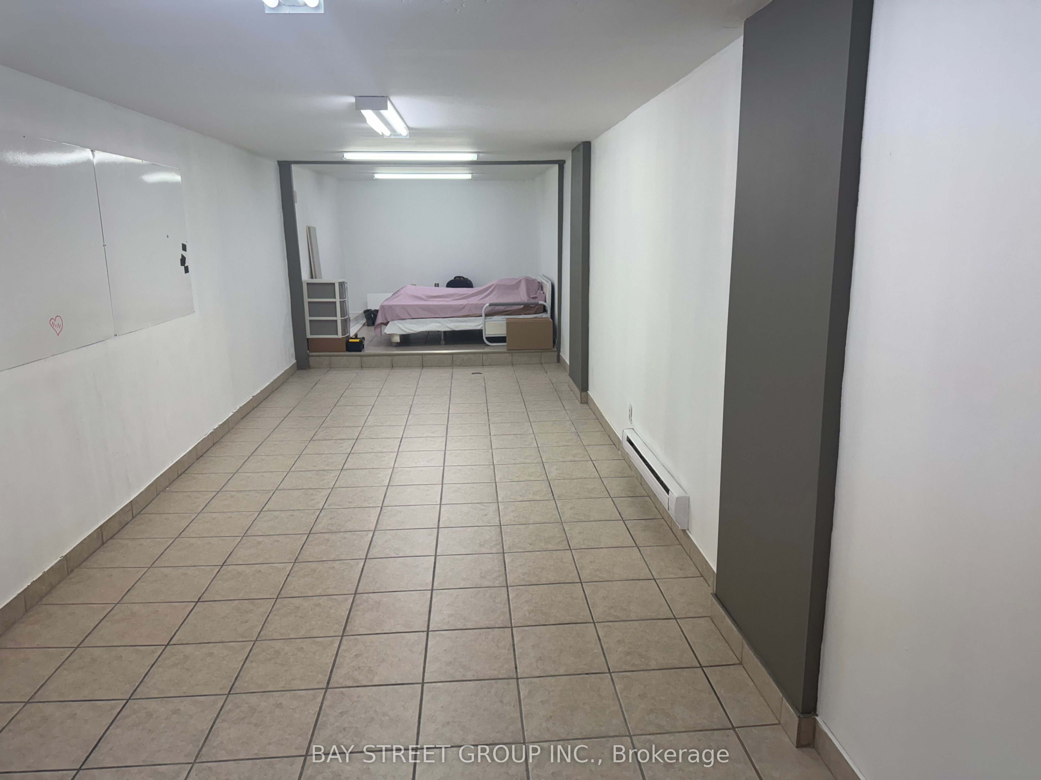 1003 Eglinton Avenue Property Photo 10