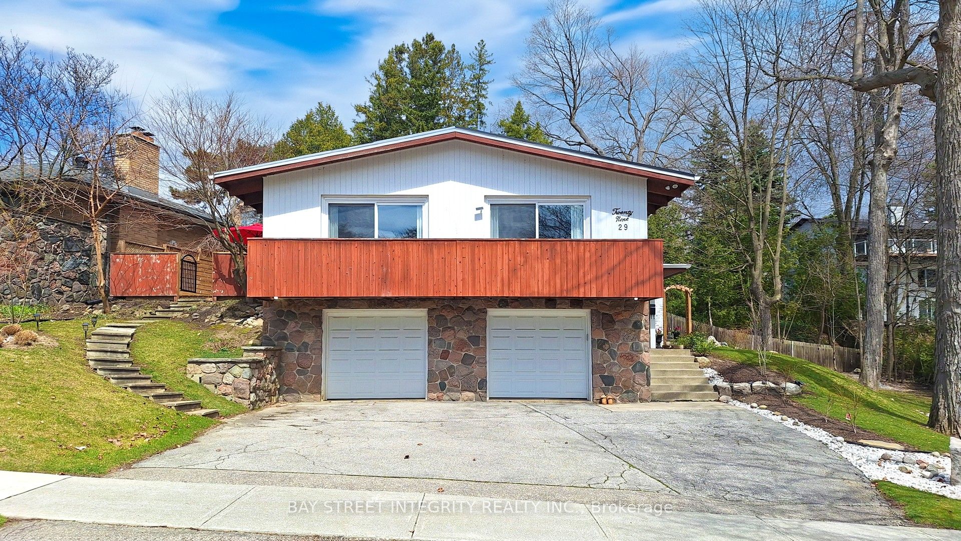29 Ruden Crescent Property Photo 1