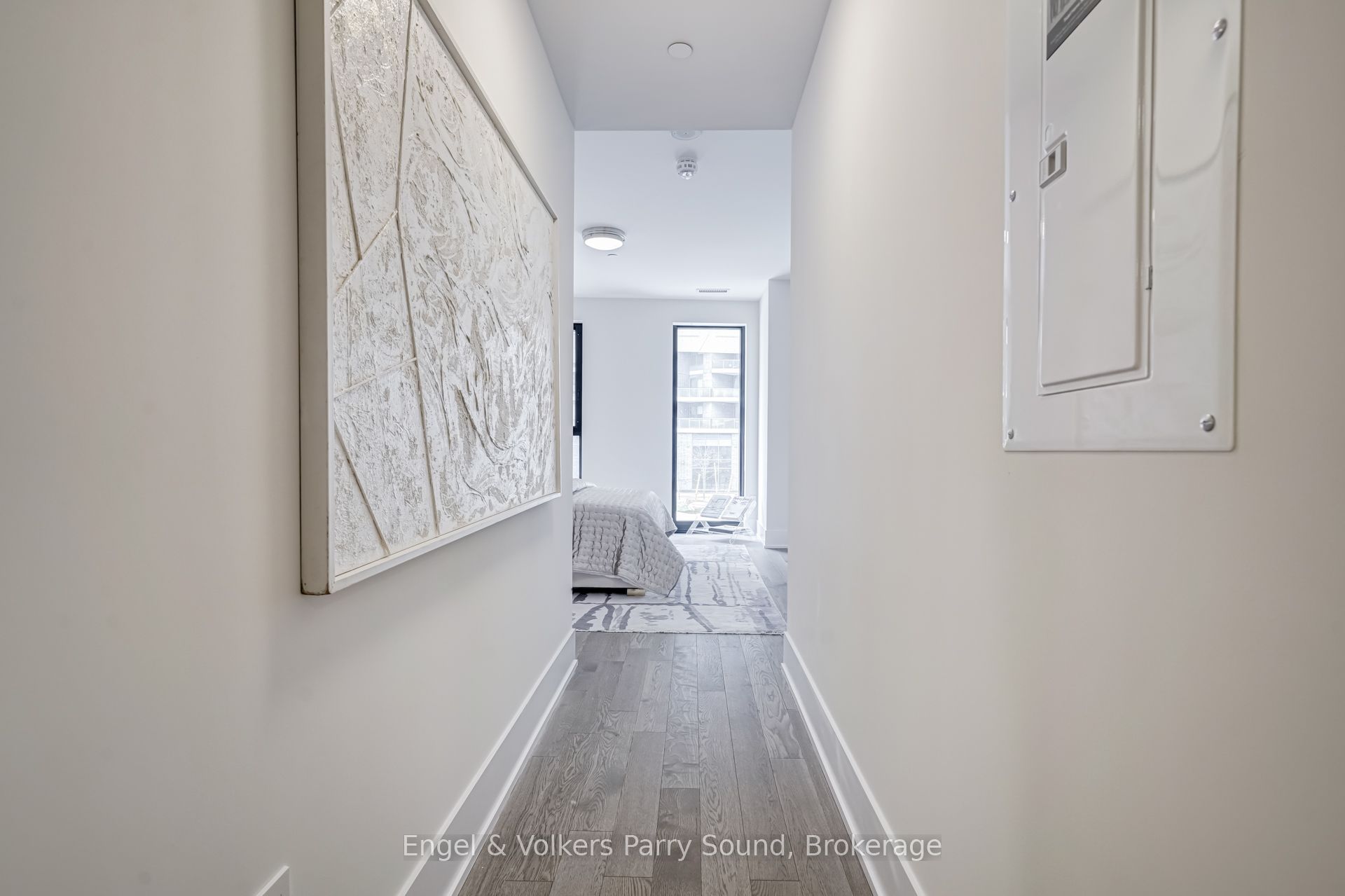 118 Merchants' Wharf N/a 104 Property Photo 20