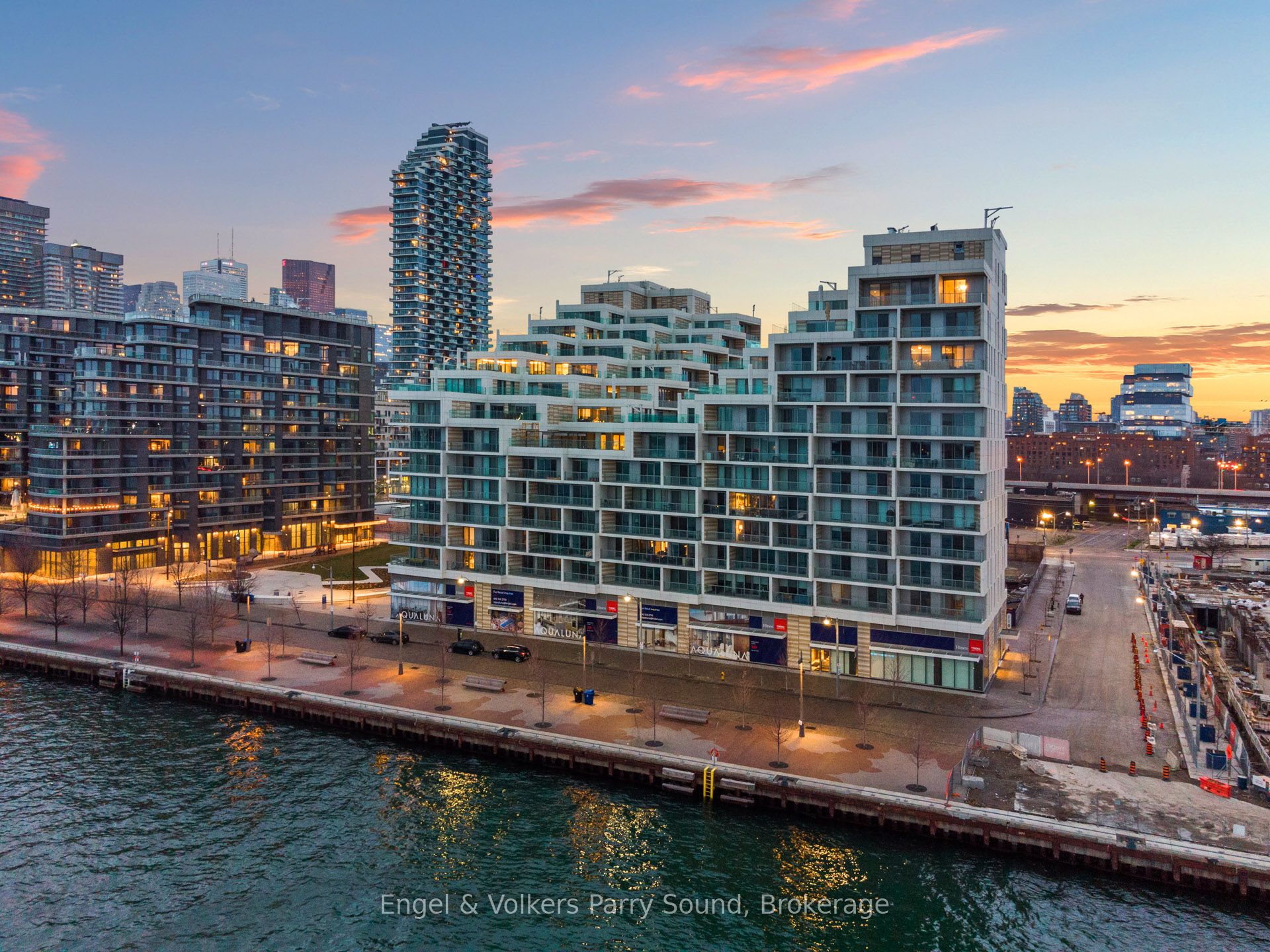 118 Merchants' Wharf N/a 104 Property Photo 42