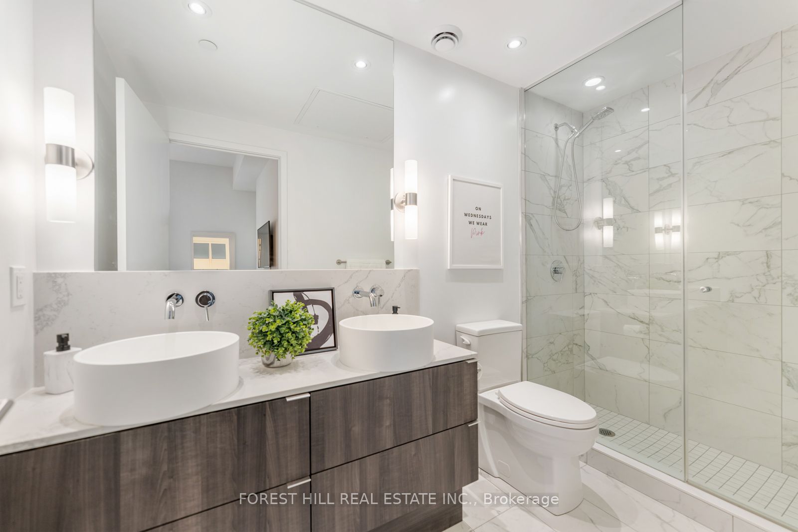 #103 - 161 Roehampton Avenue Property Photo 28