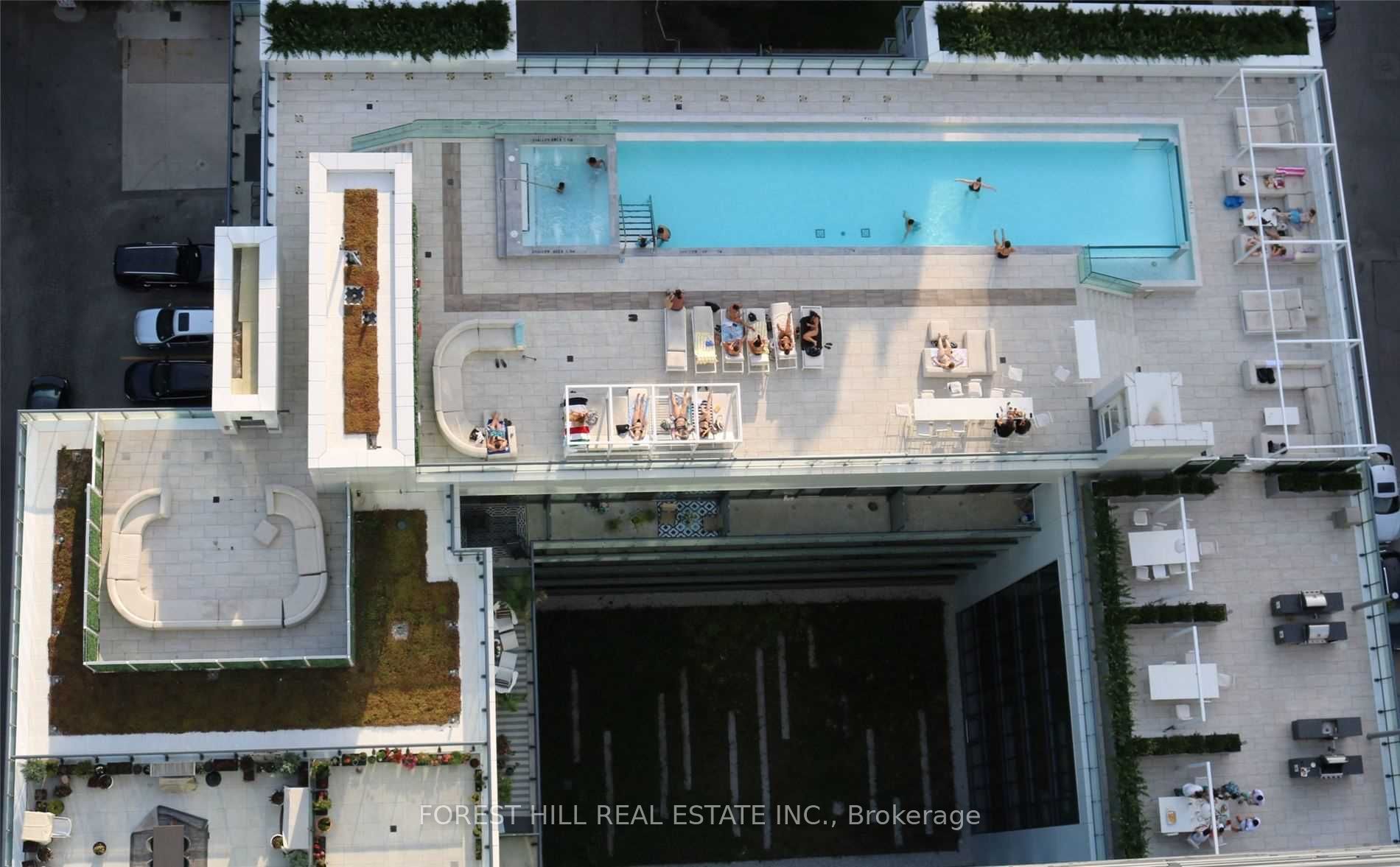 #103 - 161 Roehampton Avenue Property Photo 38