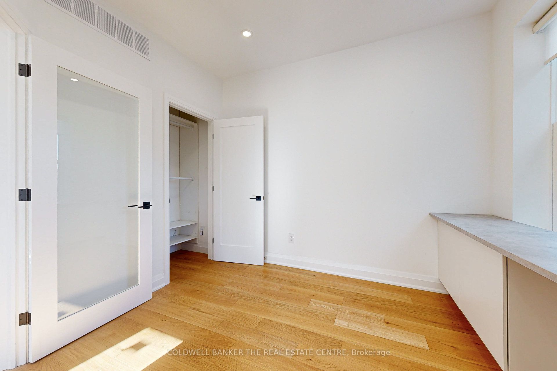 351 Clinton Street Property Photo 23