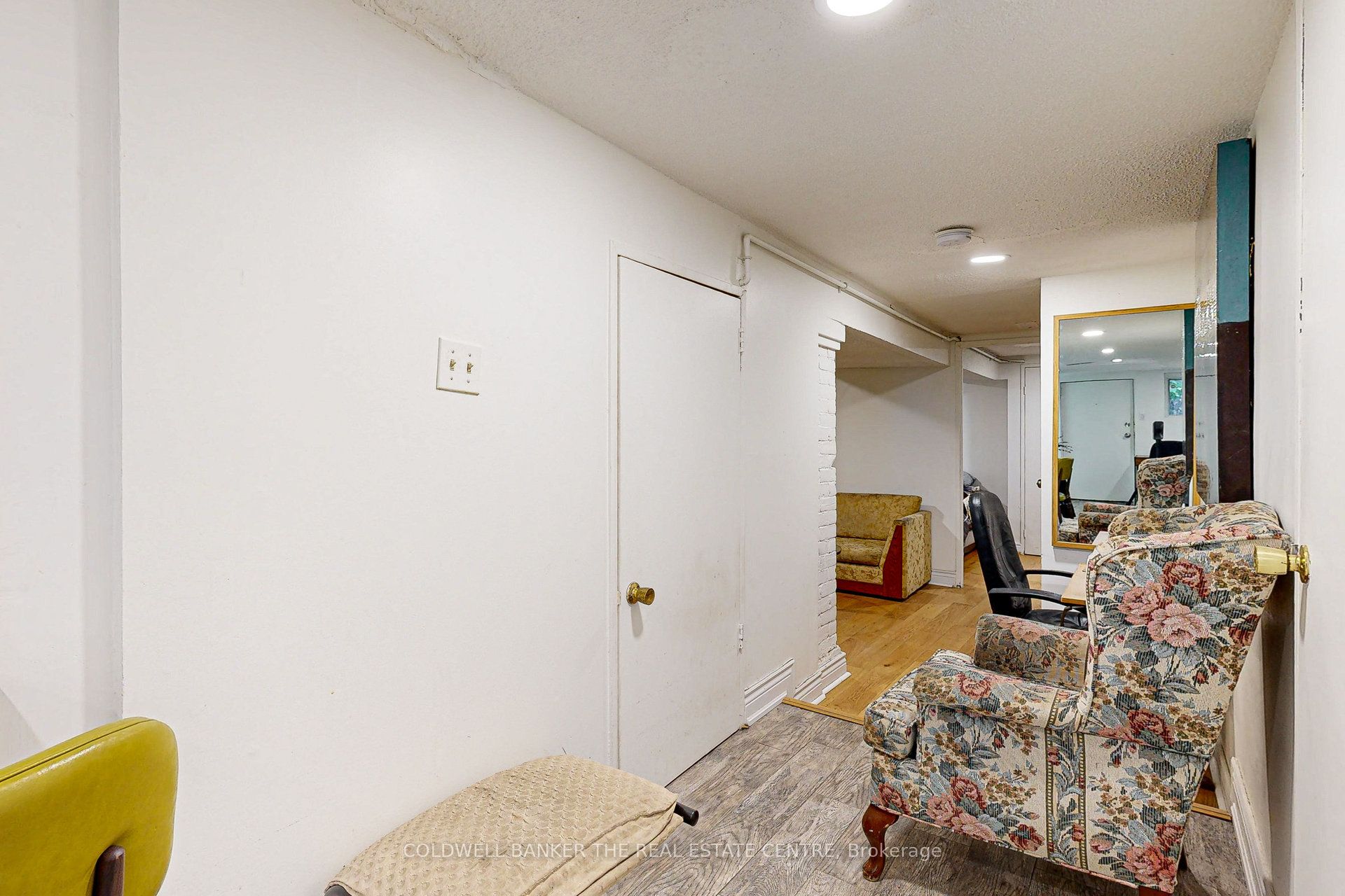 351 Clinton Street Property Photo 36