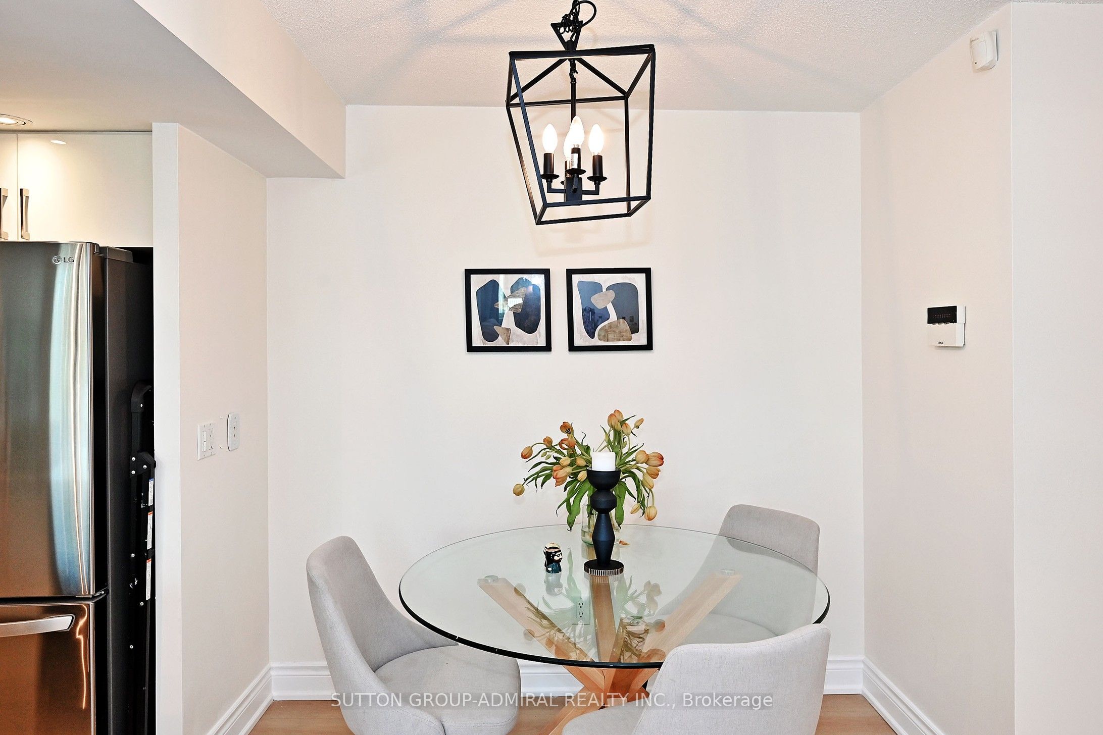15 Greenview Avenue 305 Property Photo 24