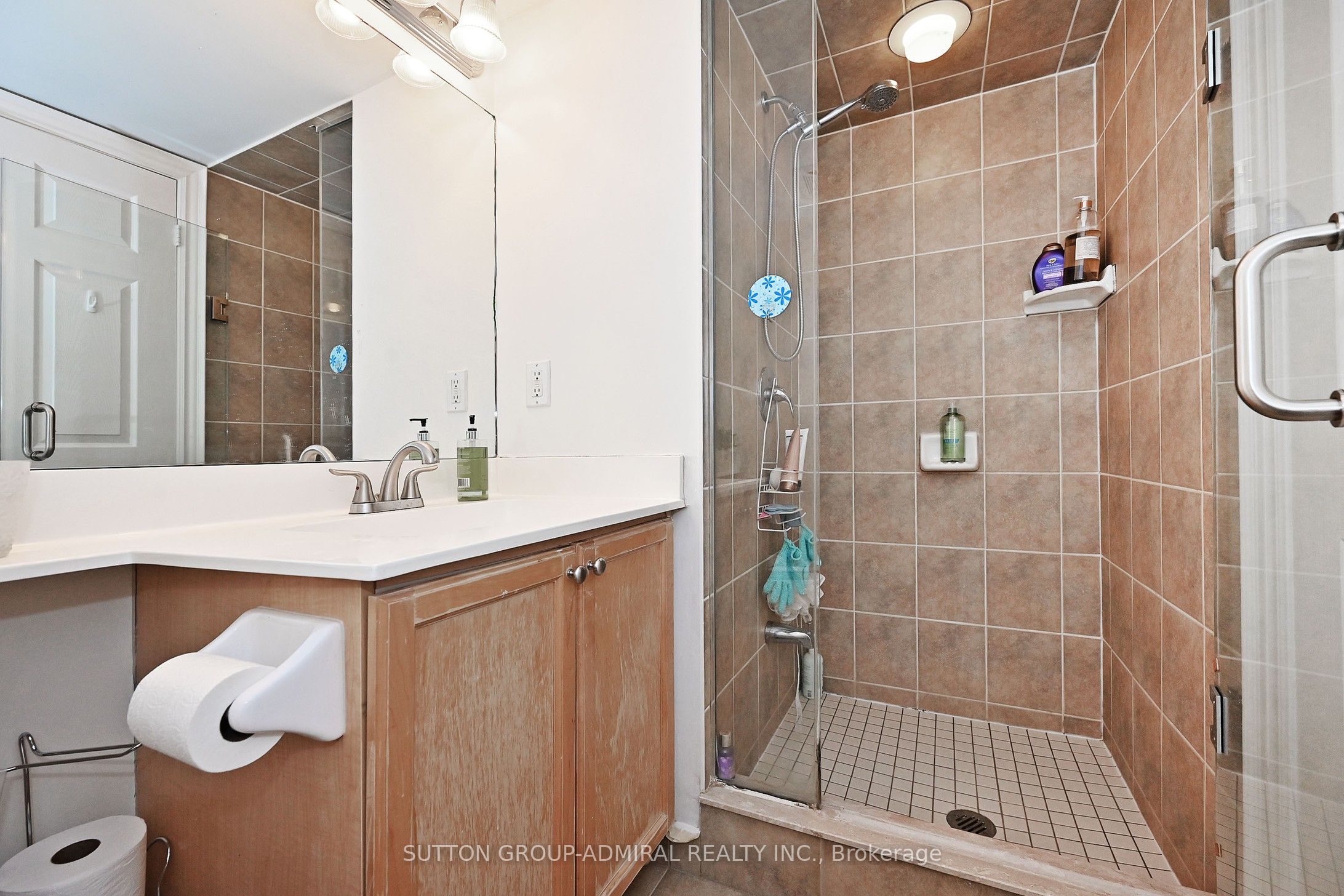 15 Greenview Avenue 305 Property Photo 41
