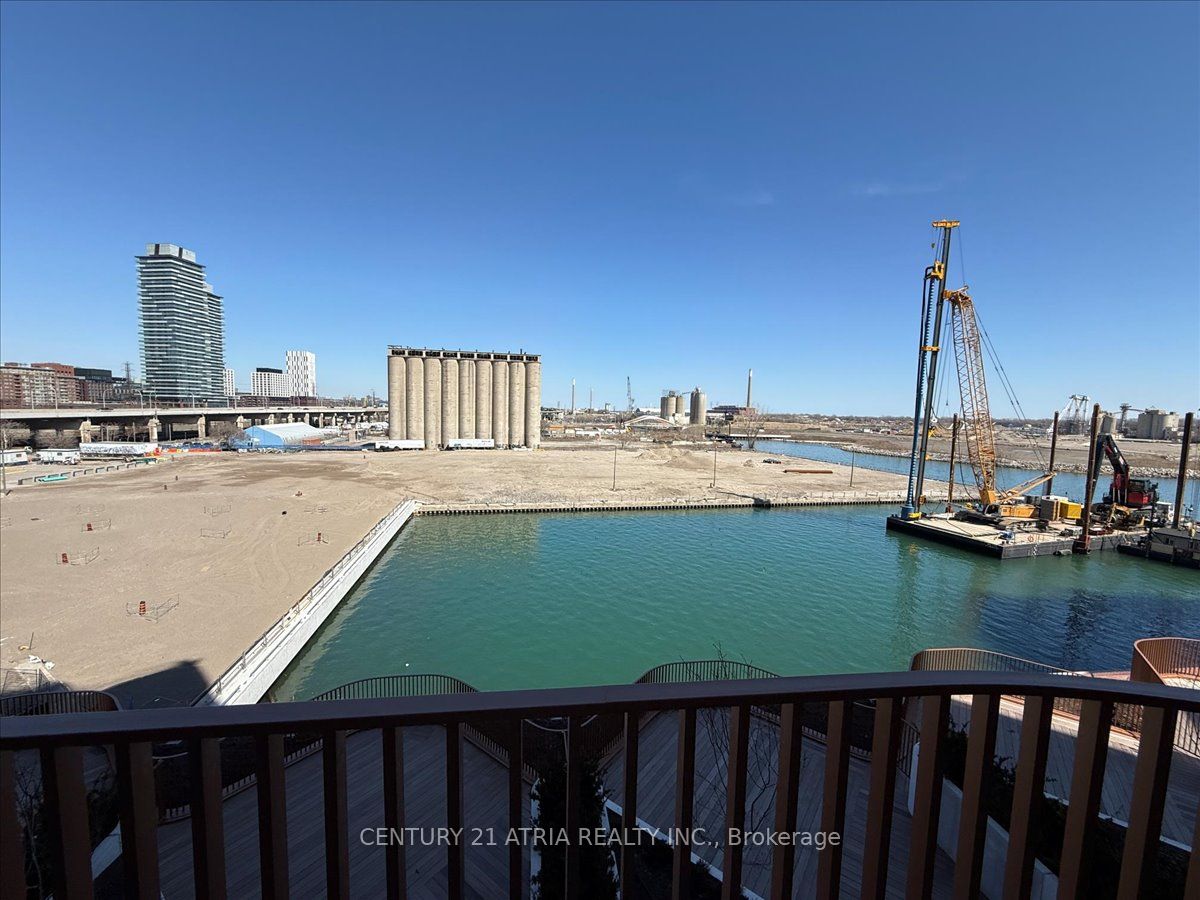 155 Merchants' Wharf N/a 501 Property Photo 22
