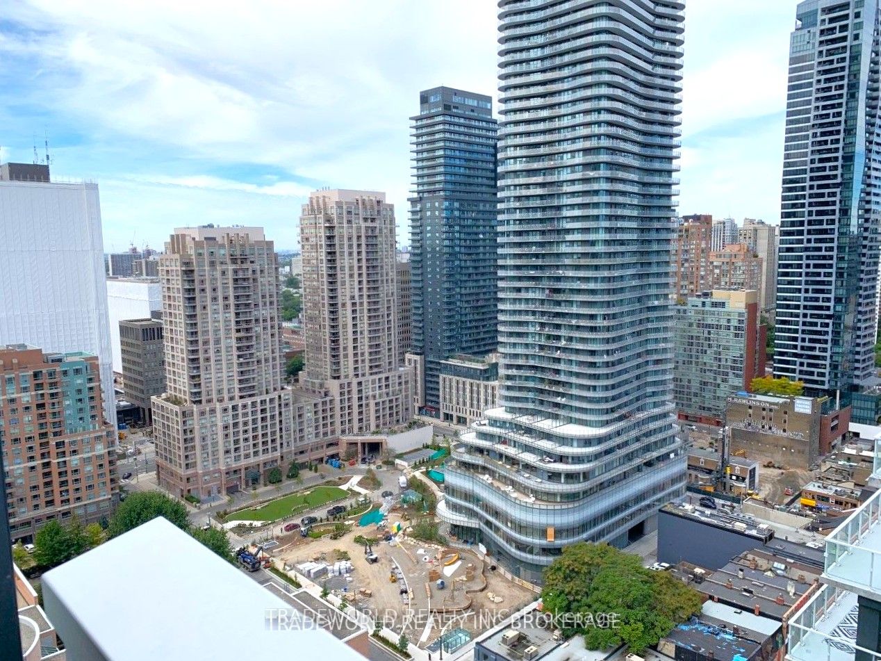 #2403 - 501 Yonge Street Property Photo 17
