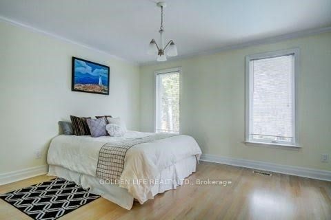 5 Hurlingham Crescent Property Photo 21