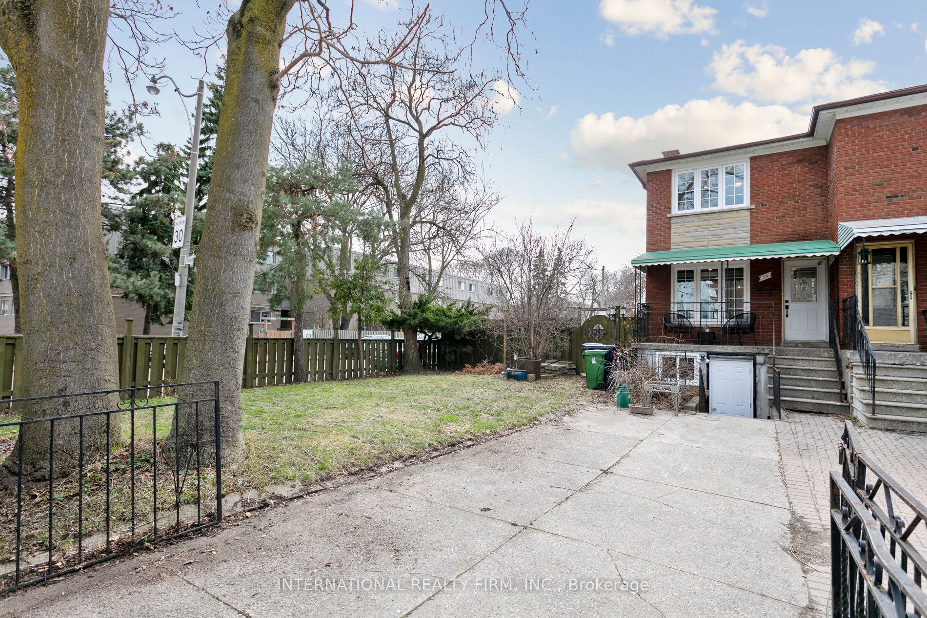 50 Denison Avenue Property Photo 1