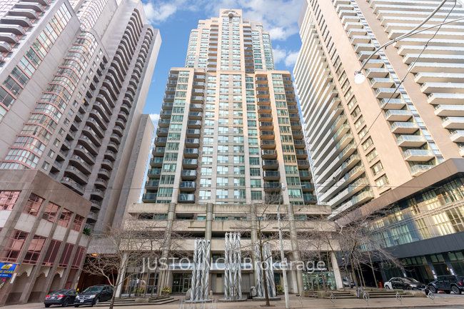 #1108 - 750 Bay Street Property Photo 1