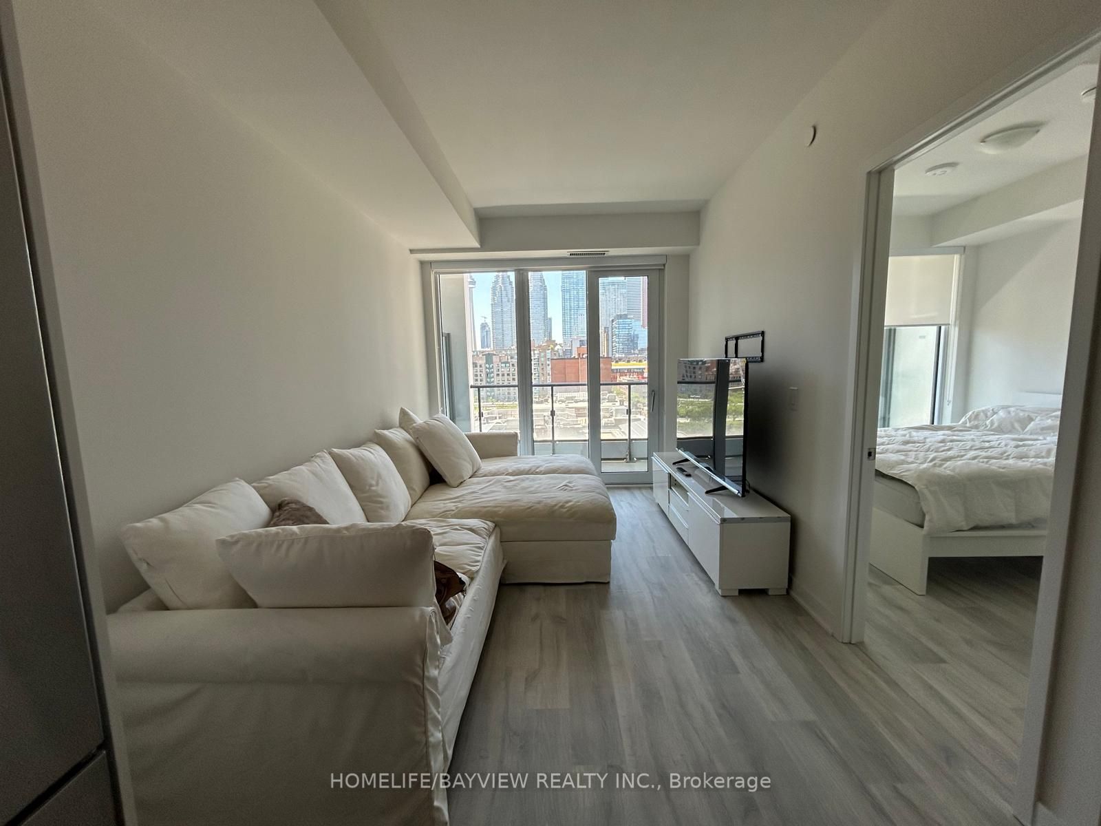 135 Lower Sherbourne Street W 868 Property Photo 1