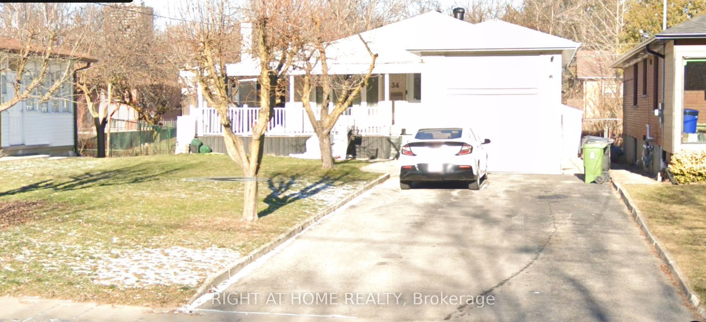 34 Connaught Avenue Property Photo 1