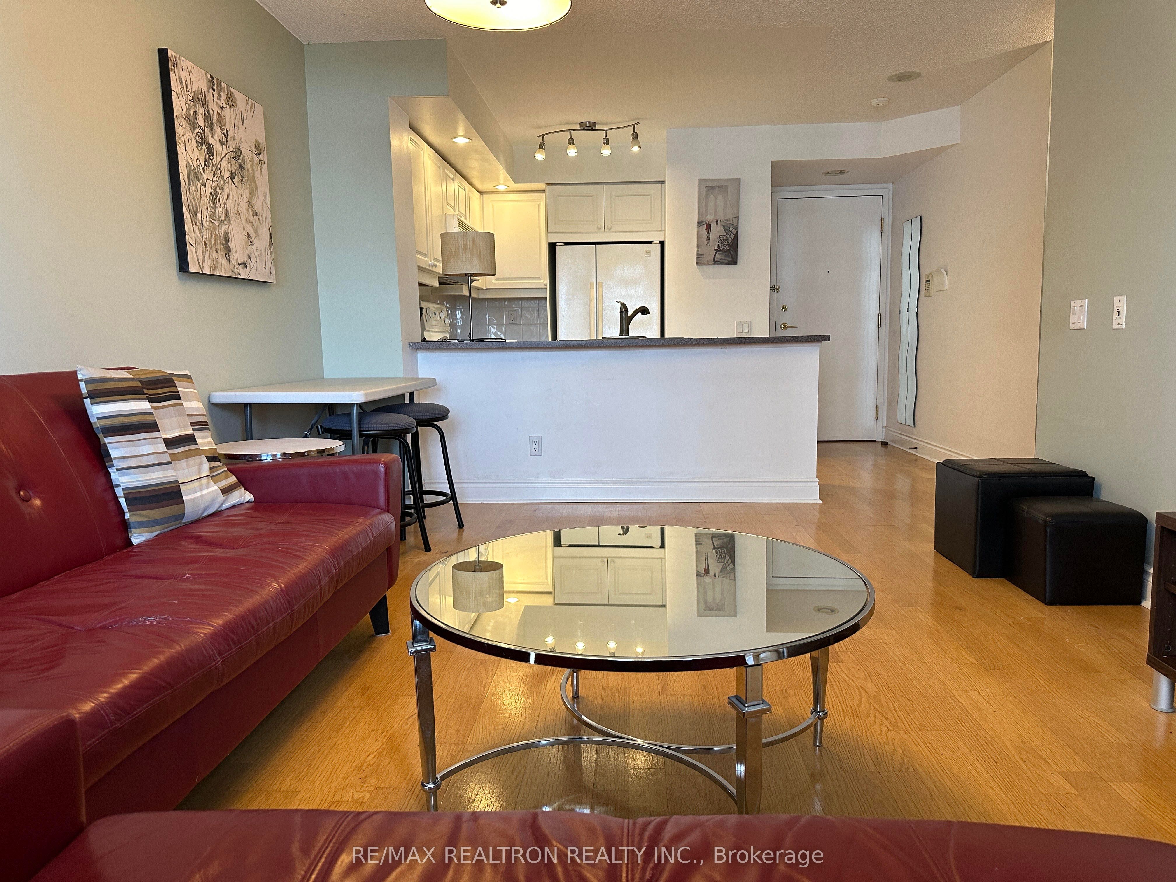 #1314 - 5 Northtown Way Property Photo 6