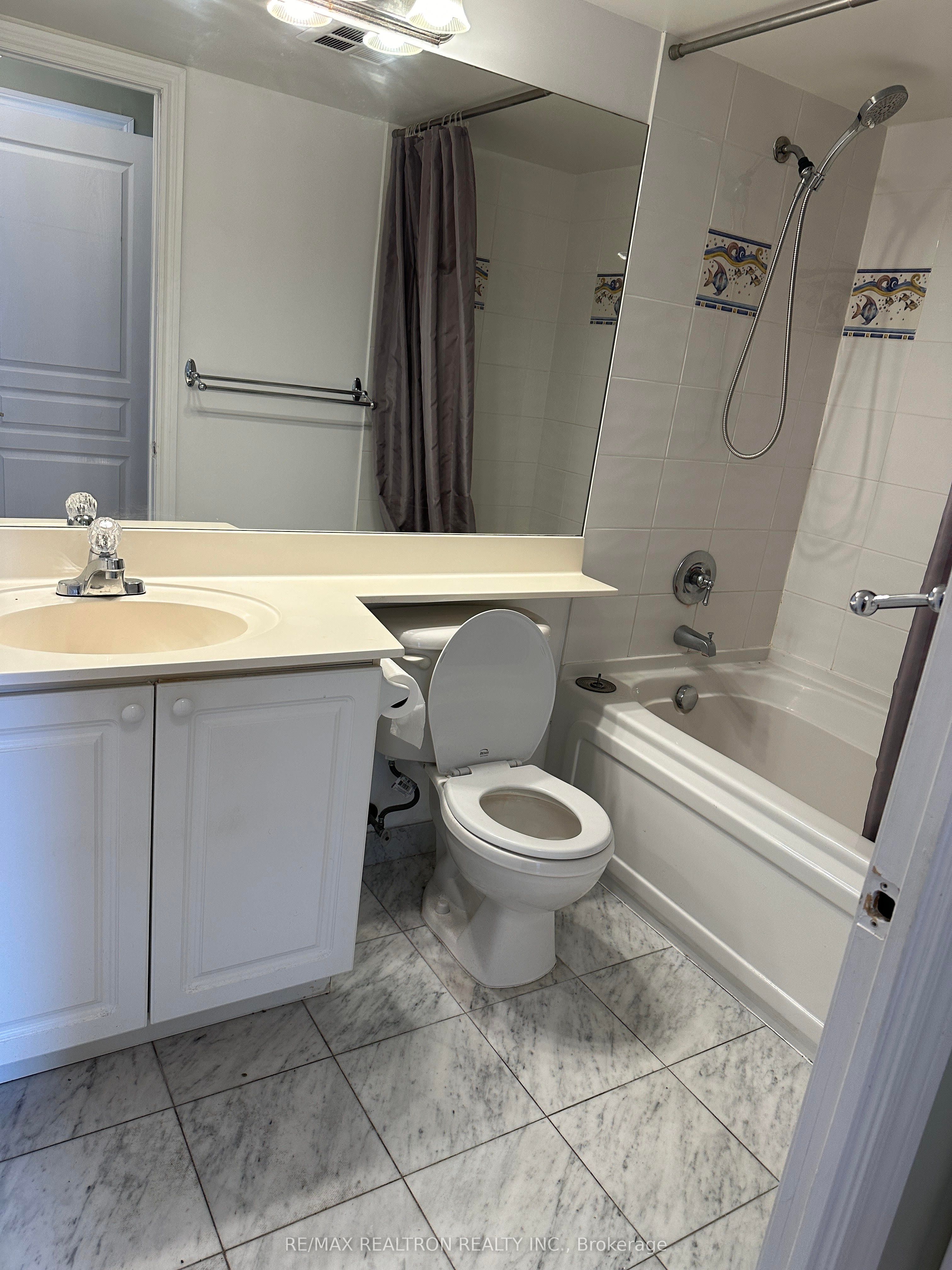 #1314 - 5 Northtown Way Property Photo 13