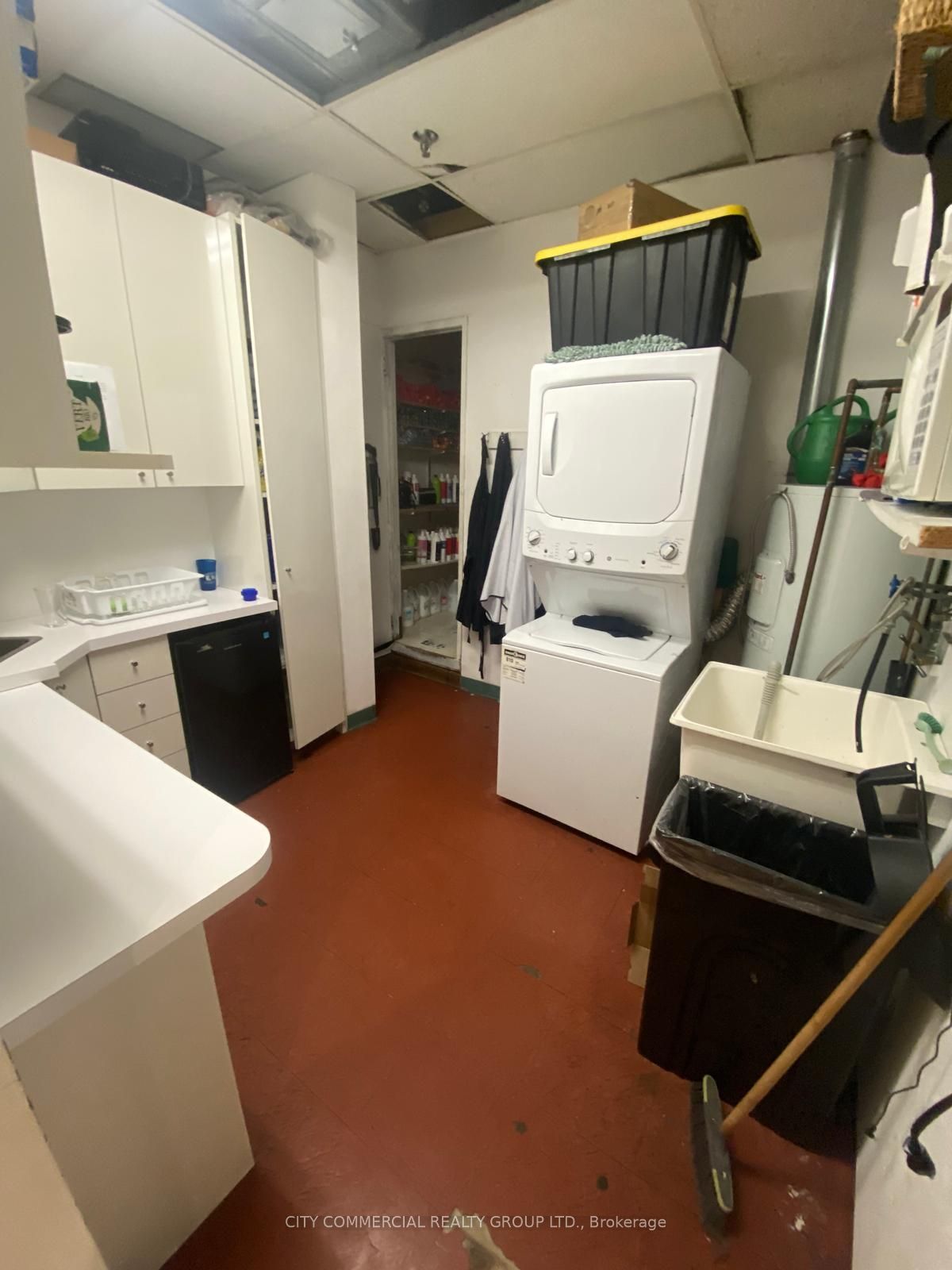 #12 - 1177 Yonge Street Property Photo 7