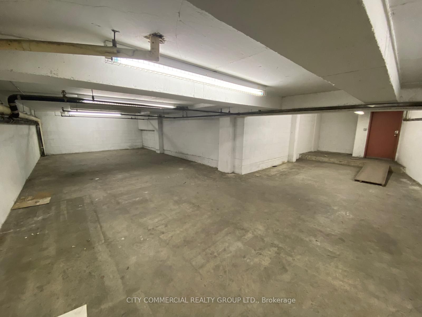 #12 - 1177 Yonge Street Property Photo 11
