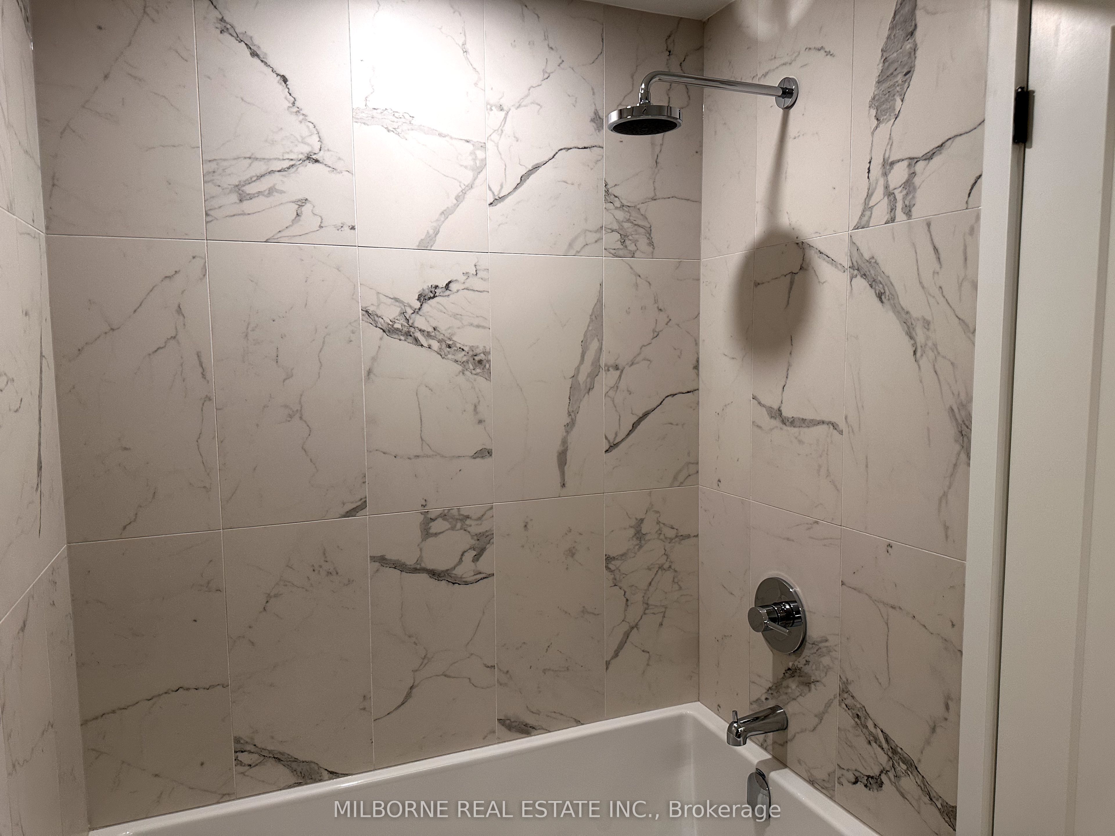 73 Broadway Avenue 402 Property Photo 9