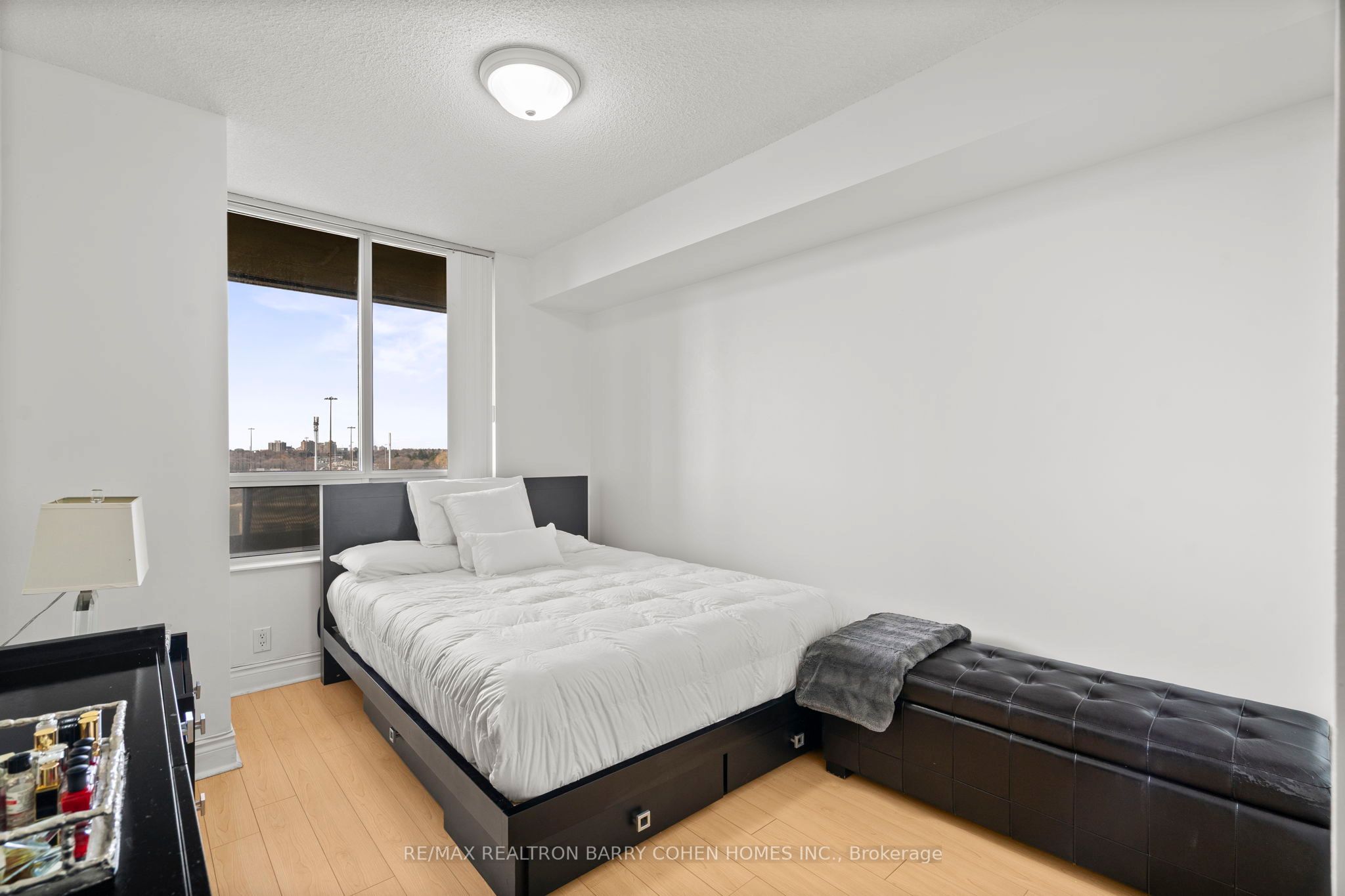 80 Harrison Garden Boulevard 624 Property Photo 13