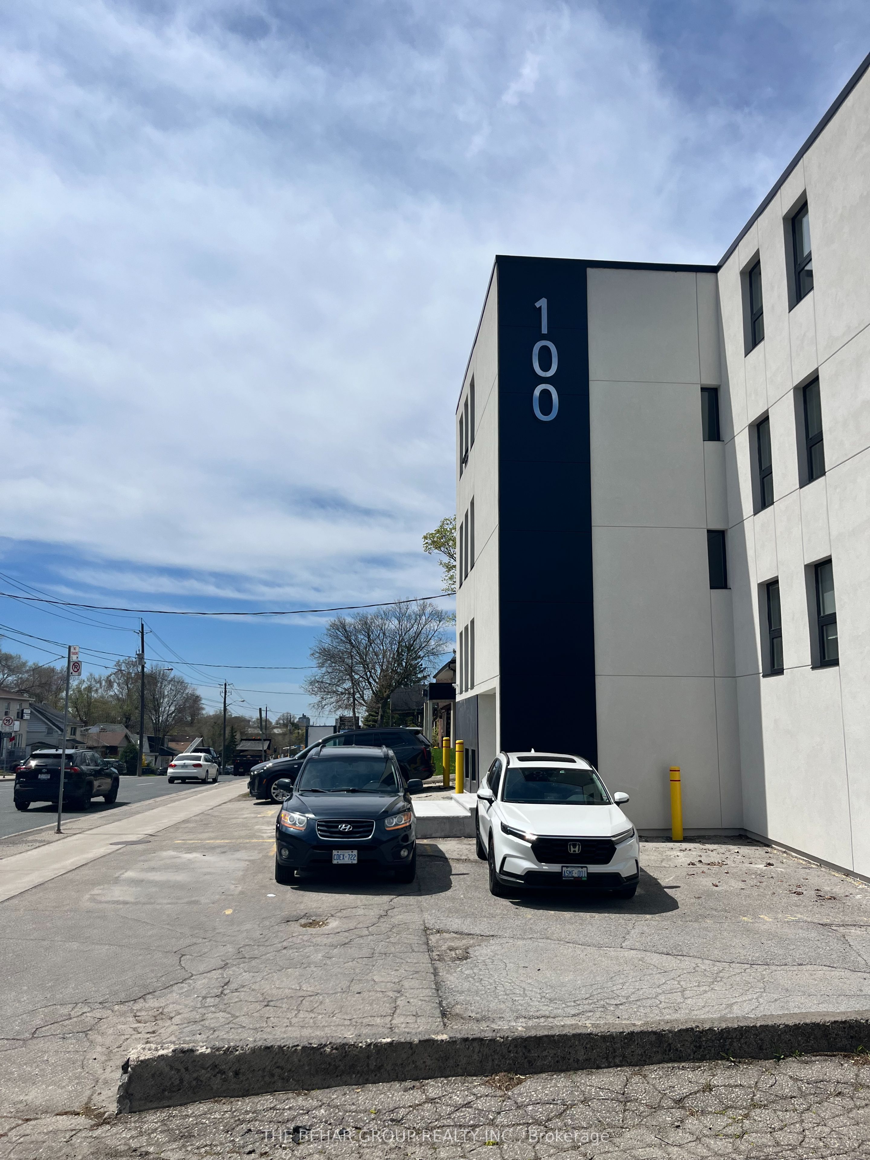 #301 - 100 Sheppard Avenue Property Photo 2