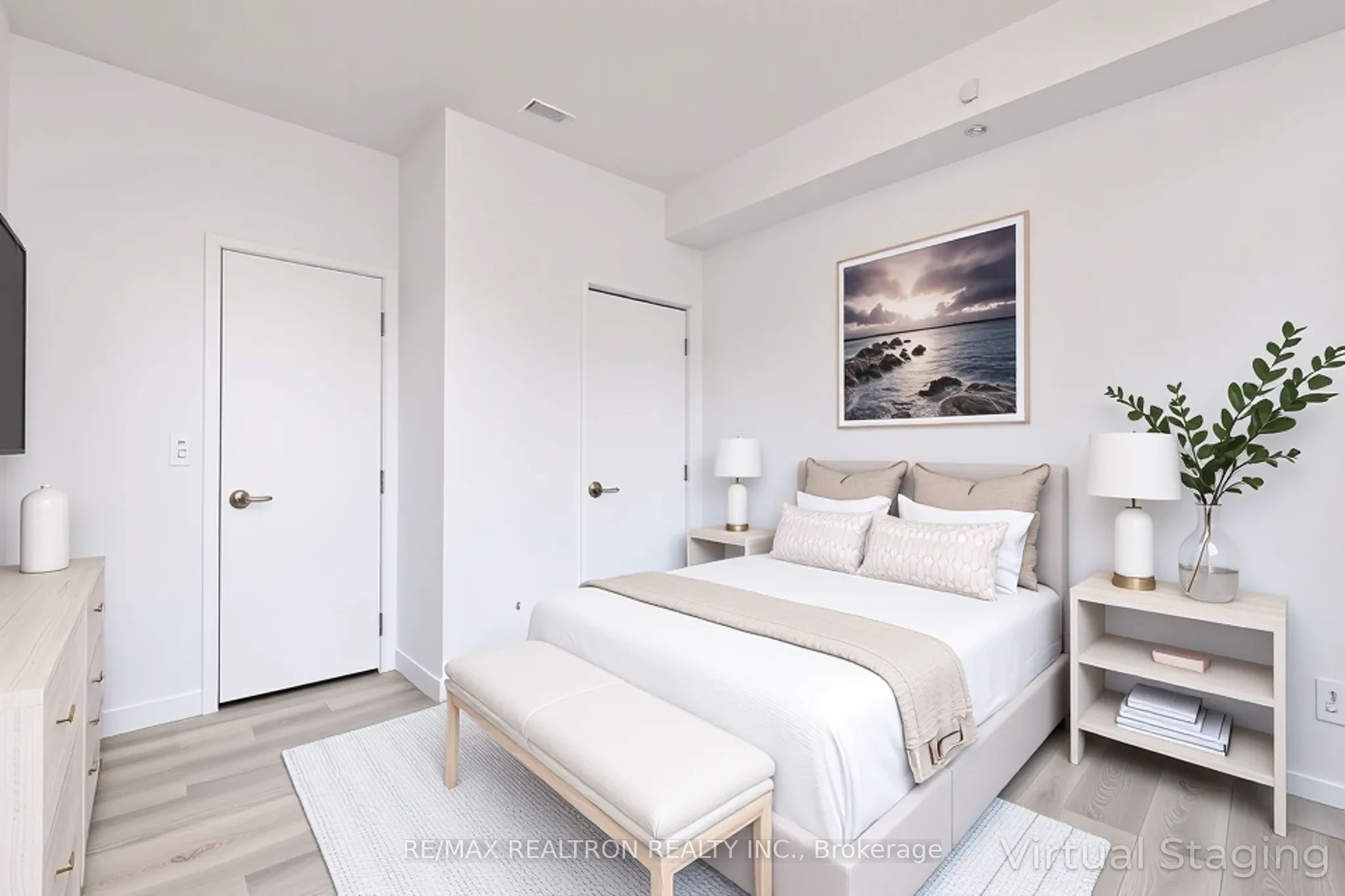 8 Eglinton Avenue E 1102 Property Photo 4