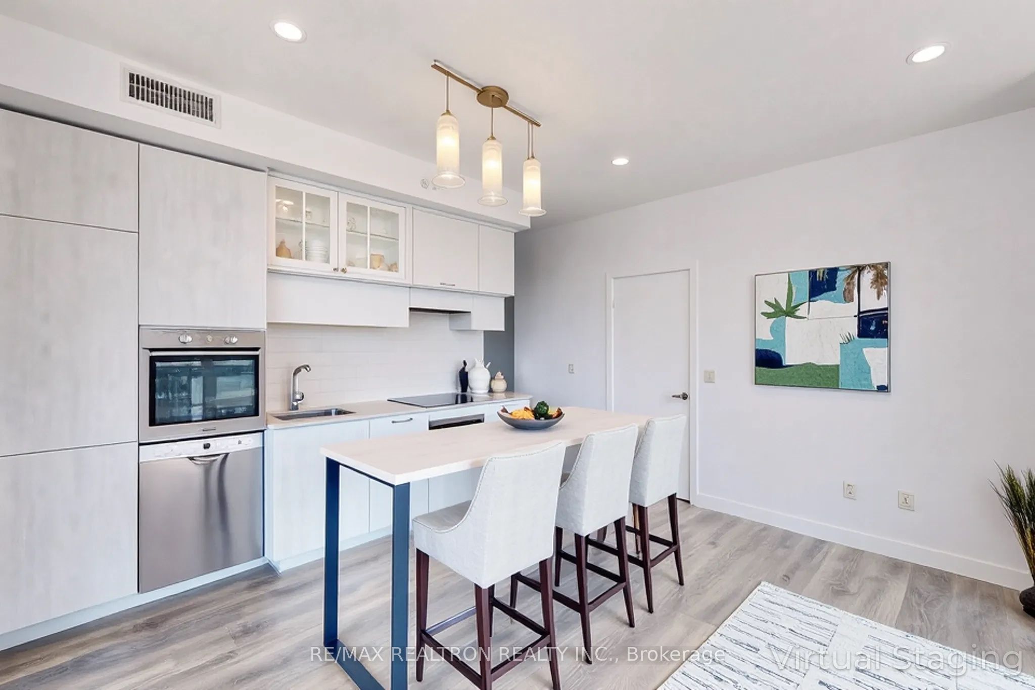 8 Eglinton Avenue E 1102 Property Photo 6