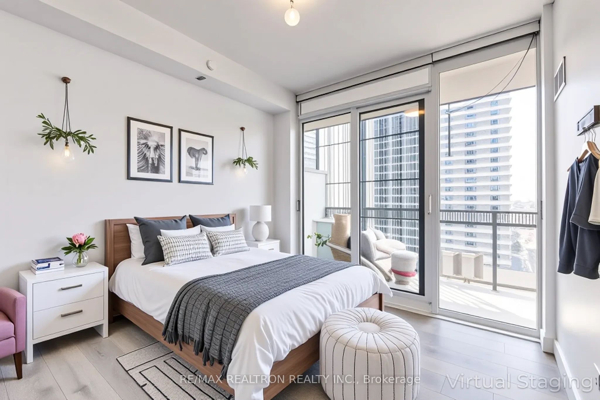 8 Eglinton Avenue E 1102 Property Photo 7