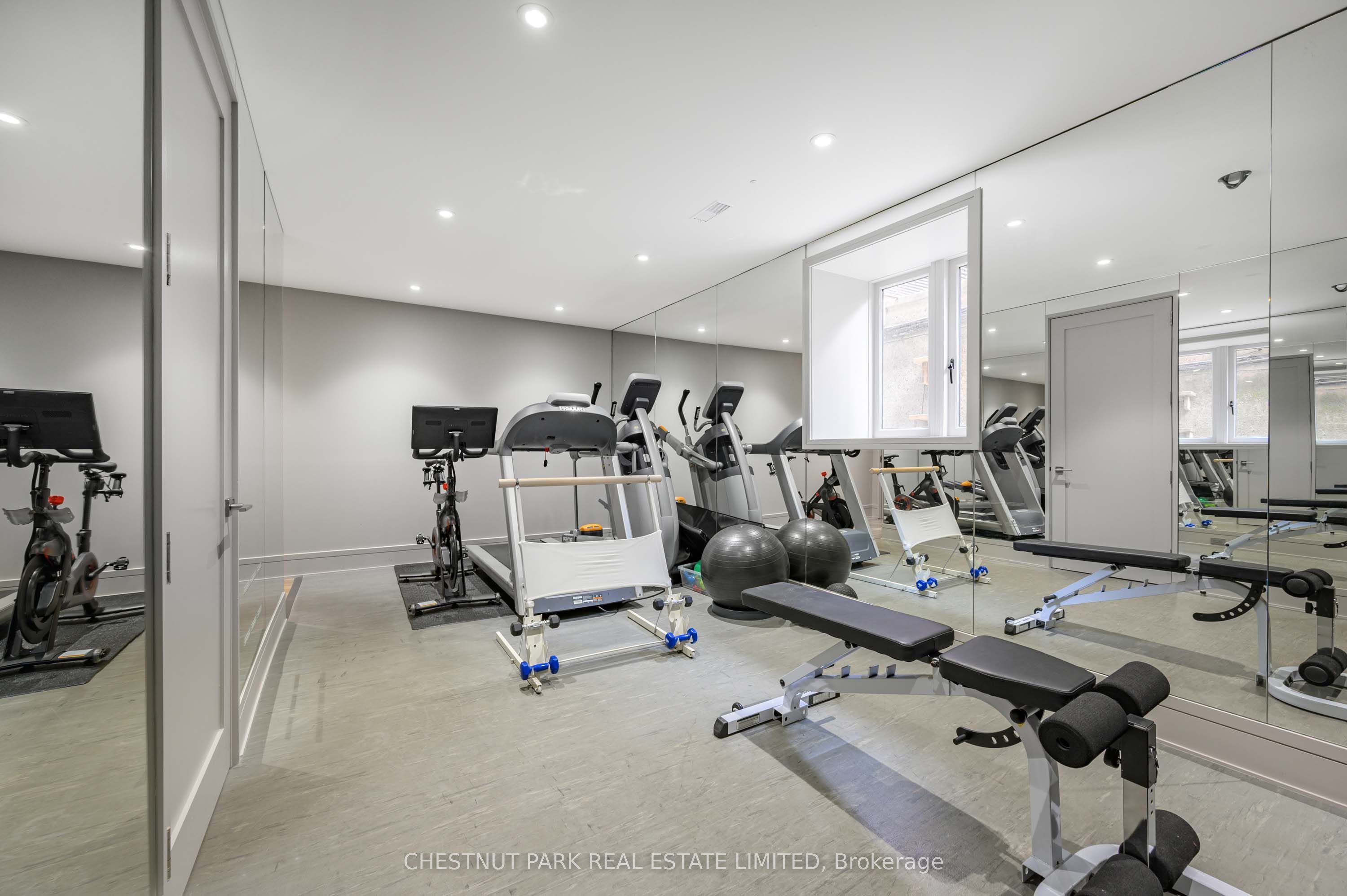 314 Palmerston Boulevard Property Photo 23