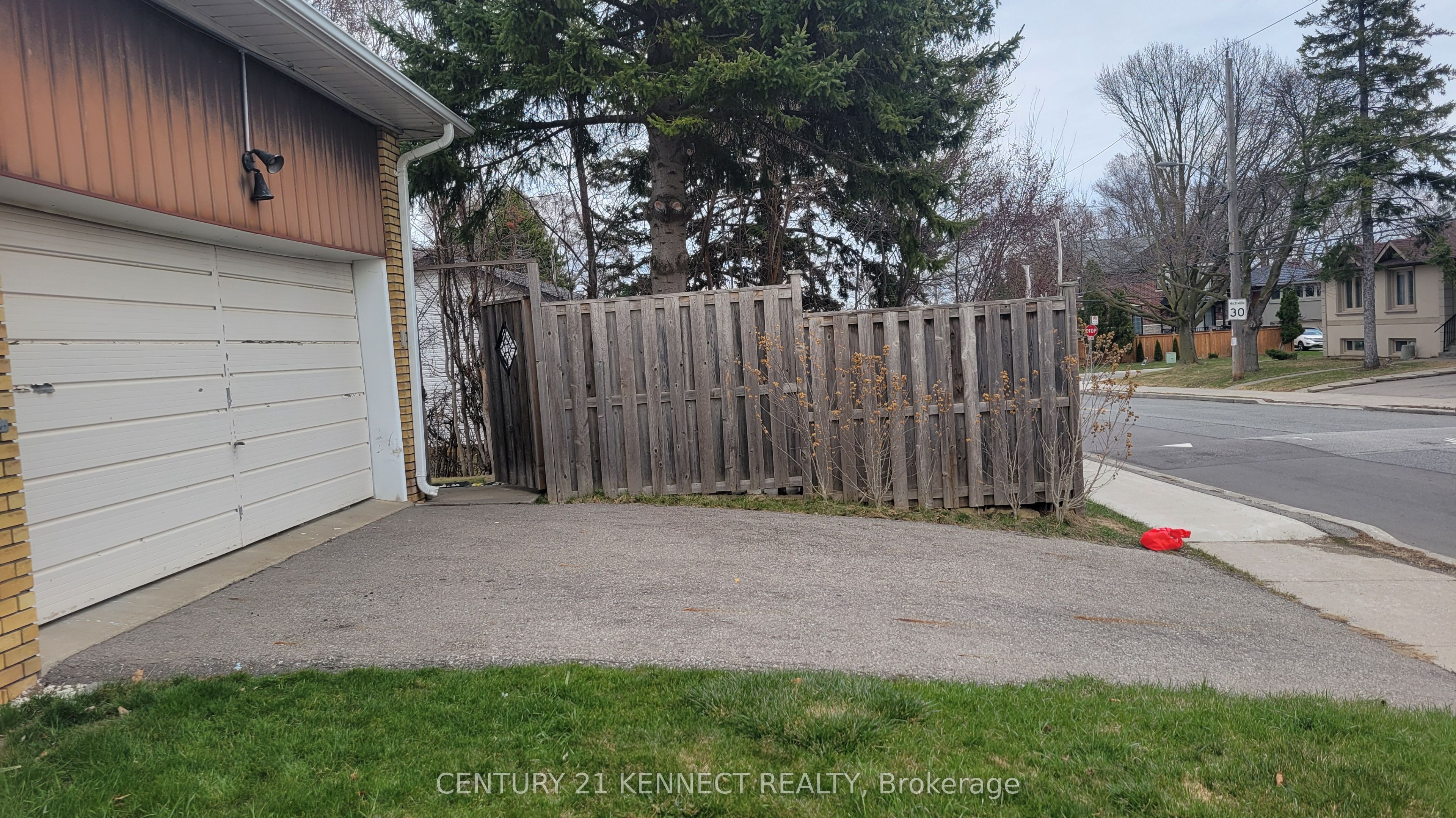 1 Evanston Drive Lower #1 Property Photo 36
