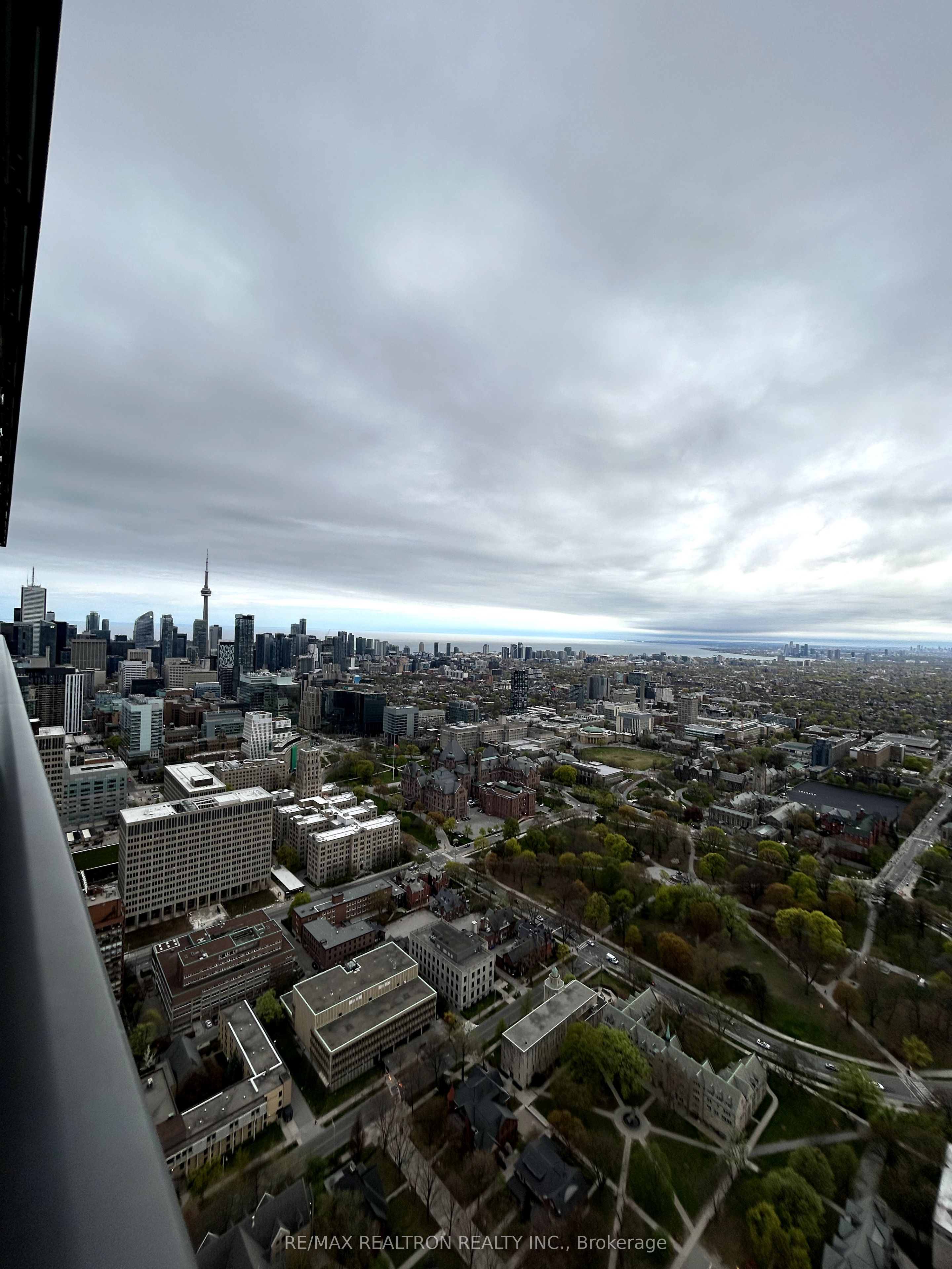 1080 Bay Street Lph3 Property Photo 6