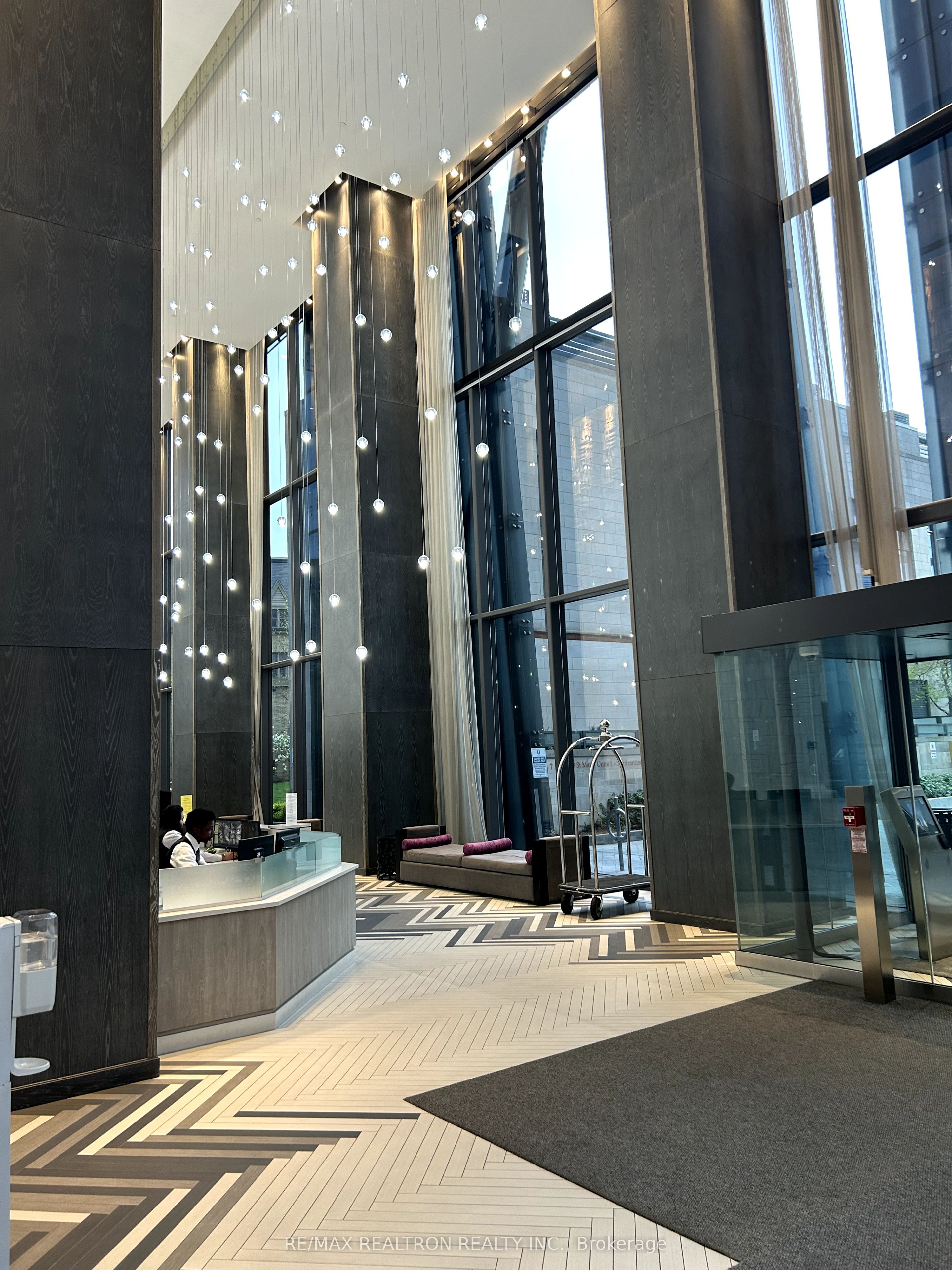 1080 Bay Street Lph3 Property Photo 11