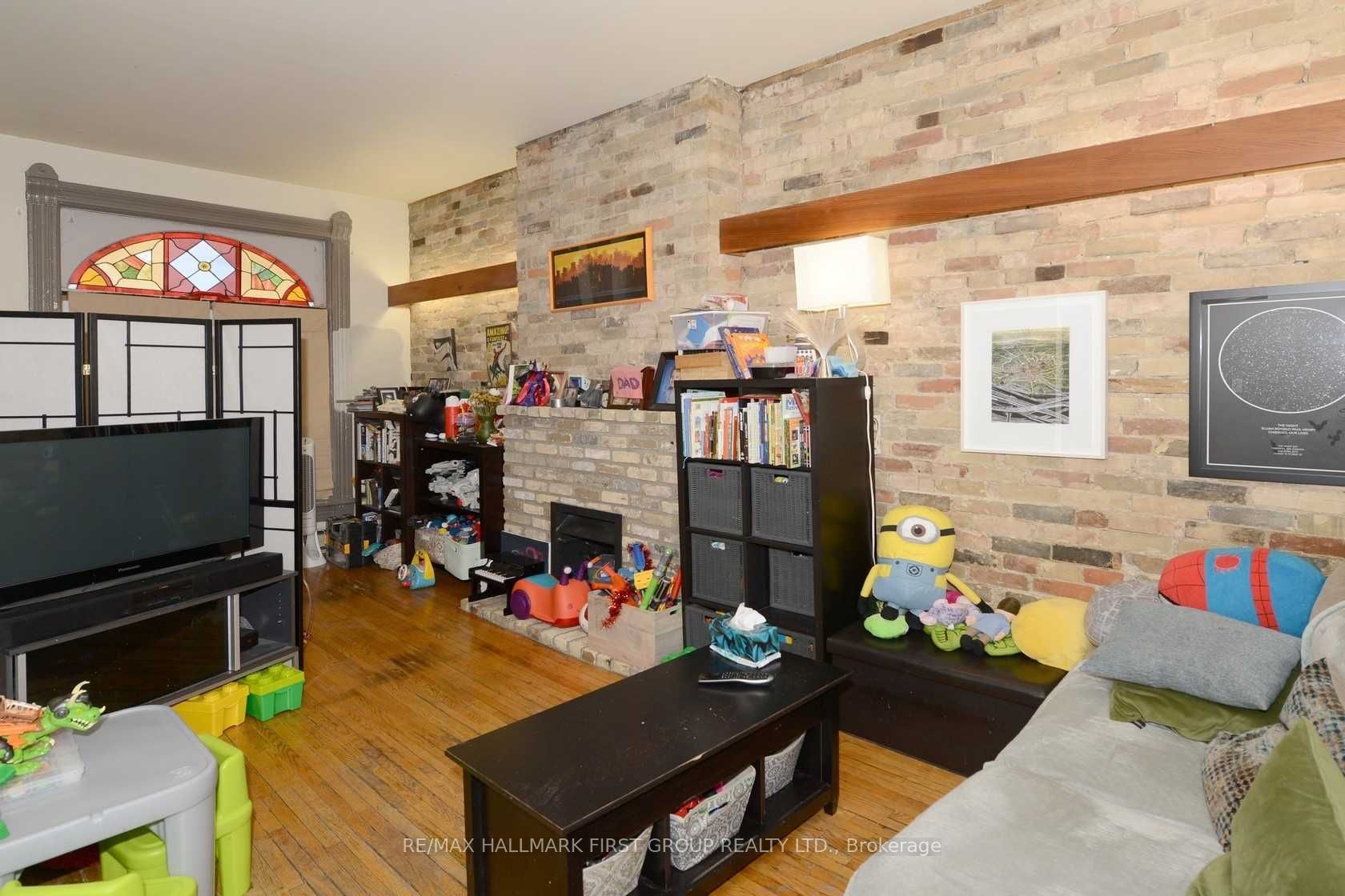 37 Mutual Street Property Photo 6